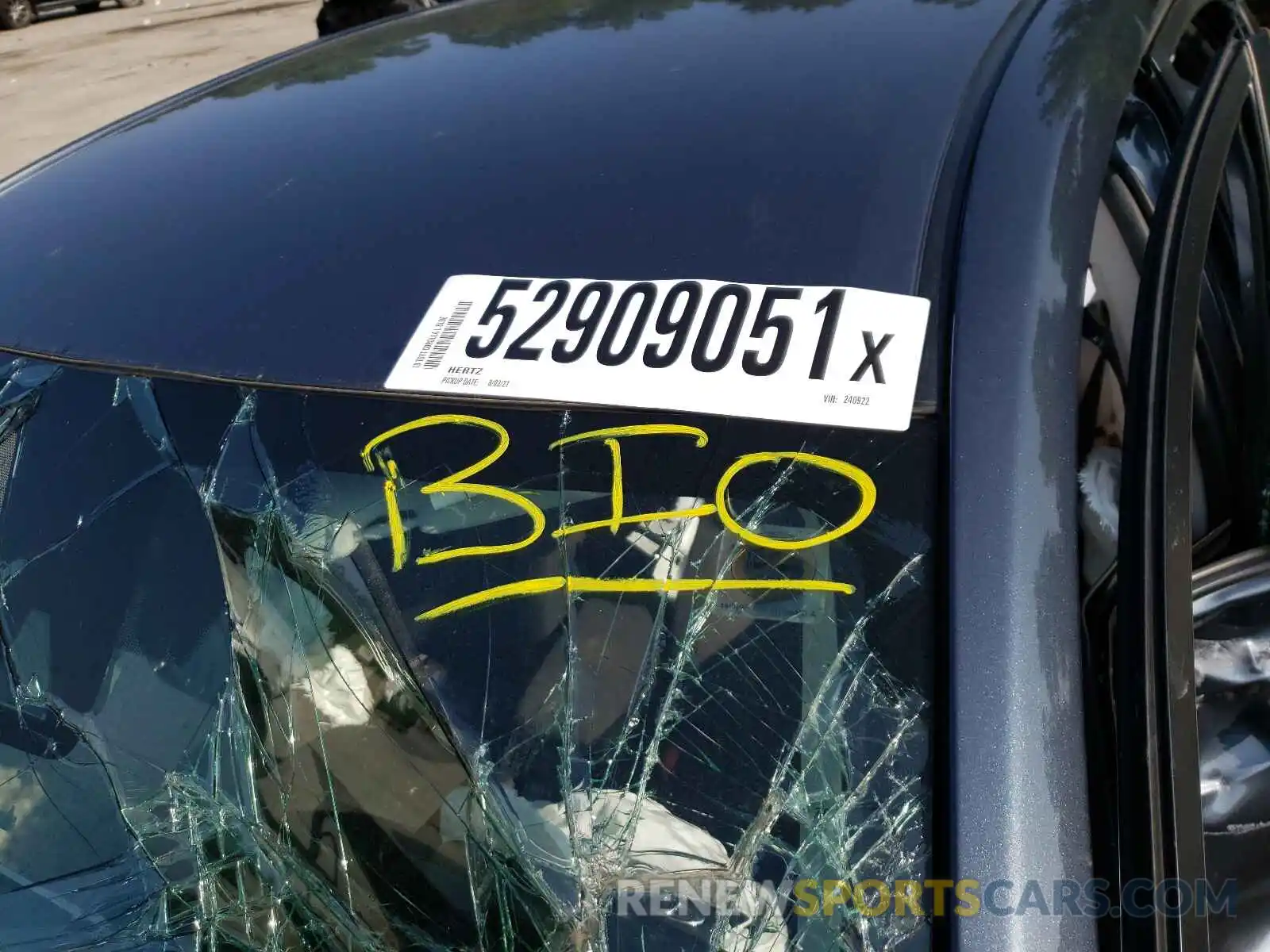 9 Photograph of a damaged car 2T1BURHE2KC240922 TOYOTA COROLLA 2019