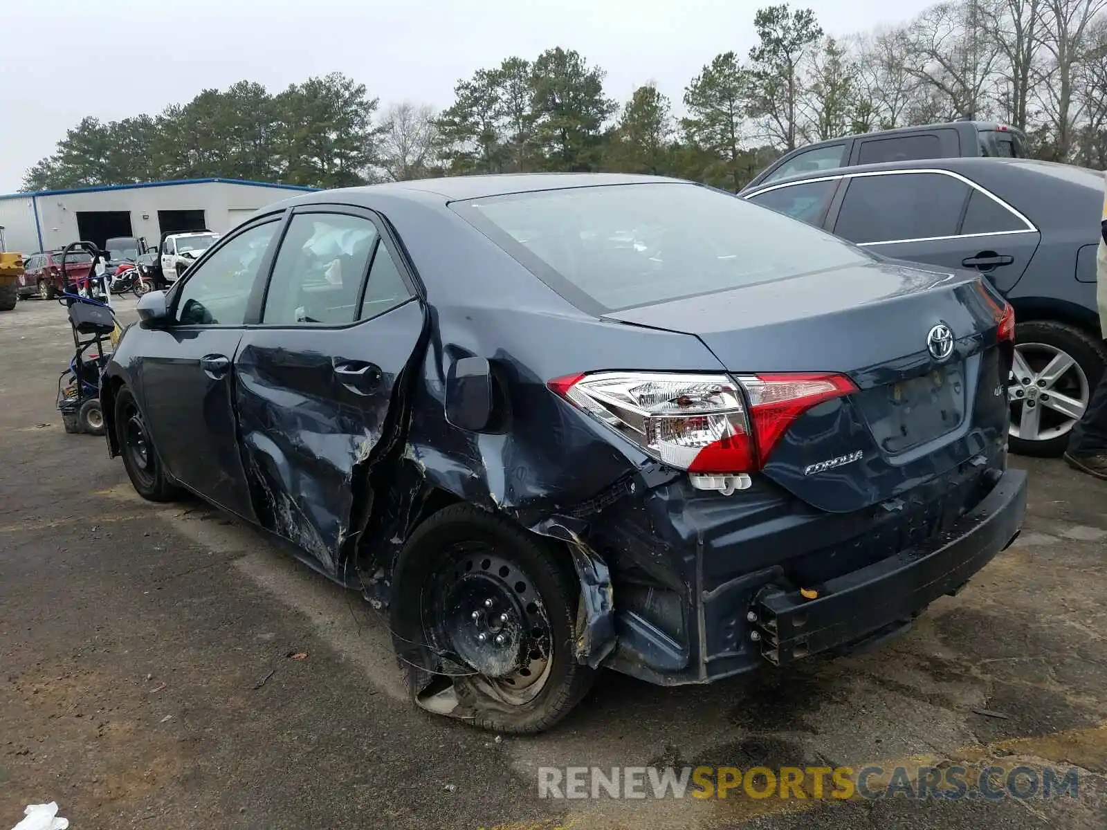 3 Photograph of a damaged car 2T1BURHE2KC241956 TOYOTA COROLLA 2019