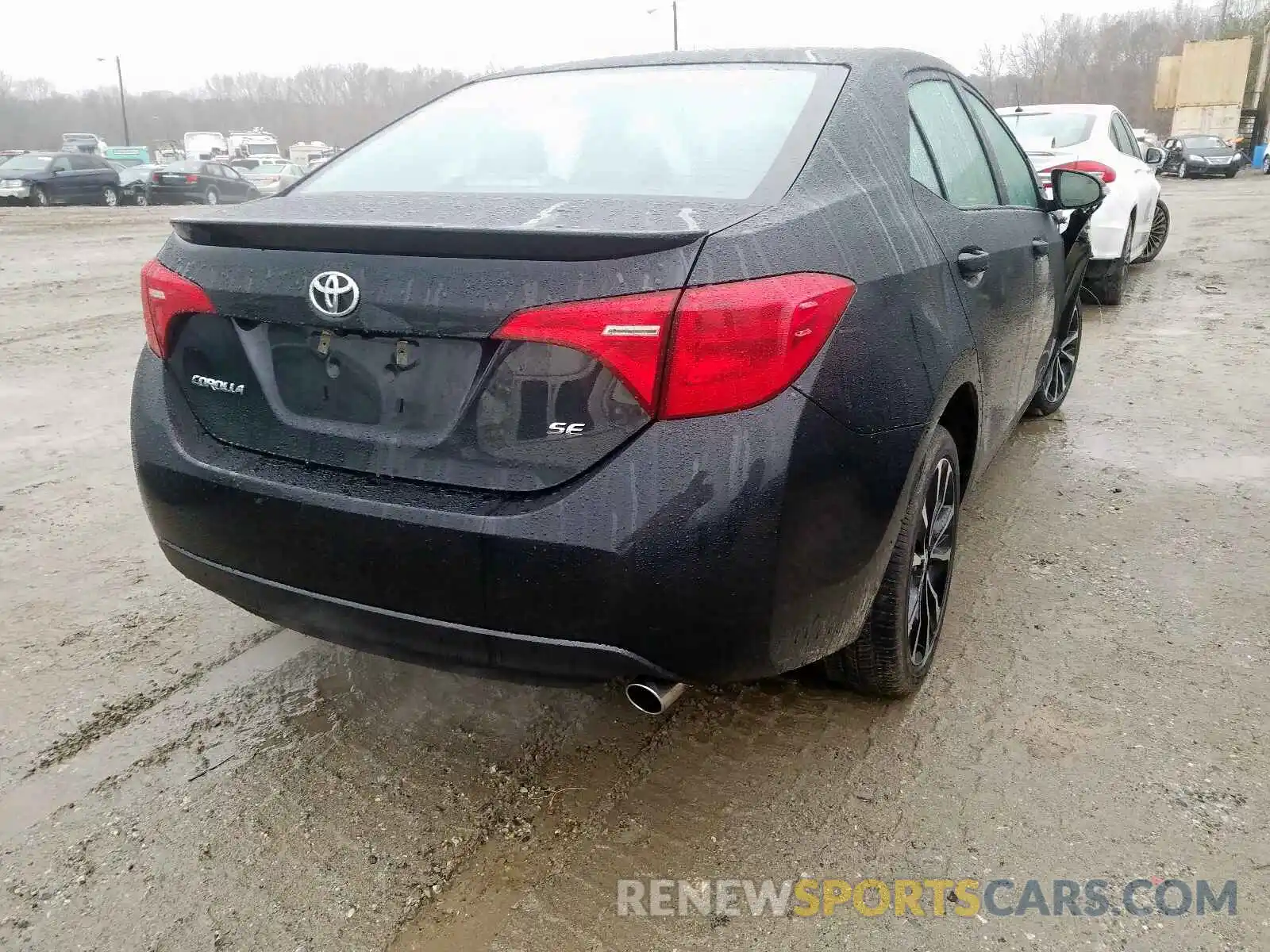 4 Photograph of a damaged car 2T1BURHE2KC241990 TOYOTA COROLLA 2019