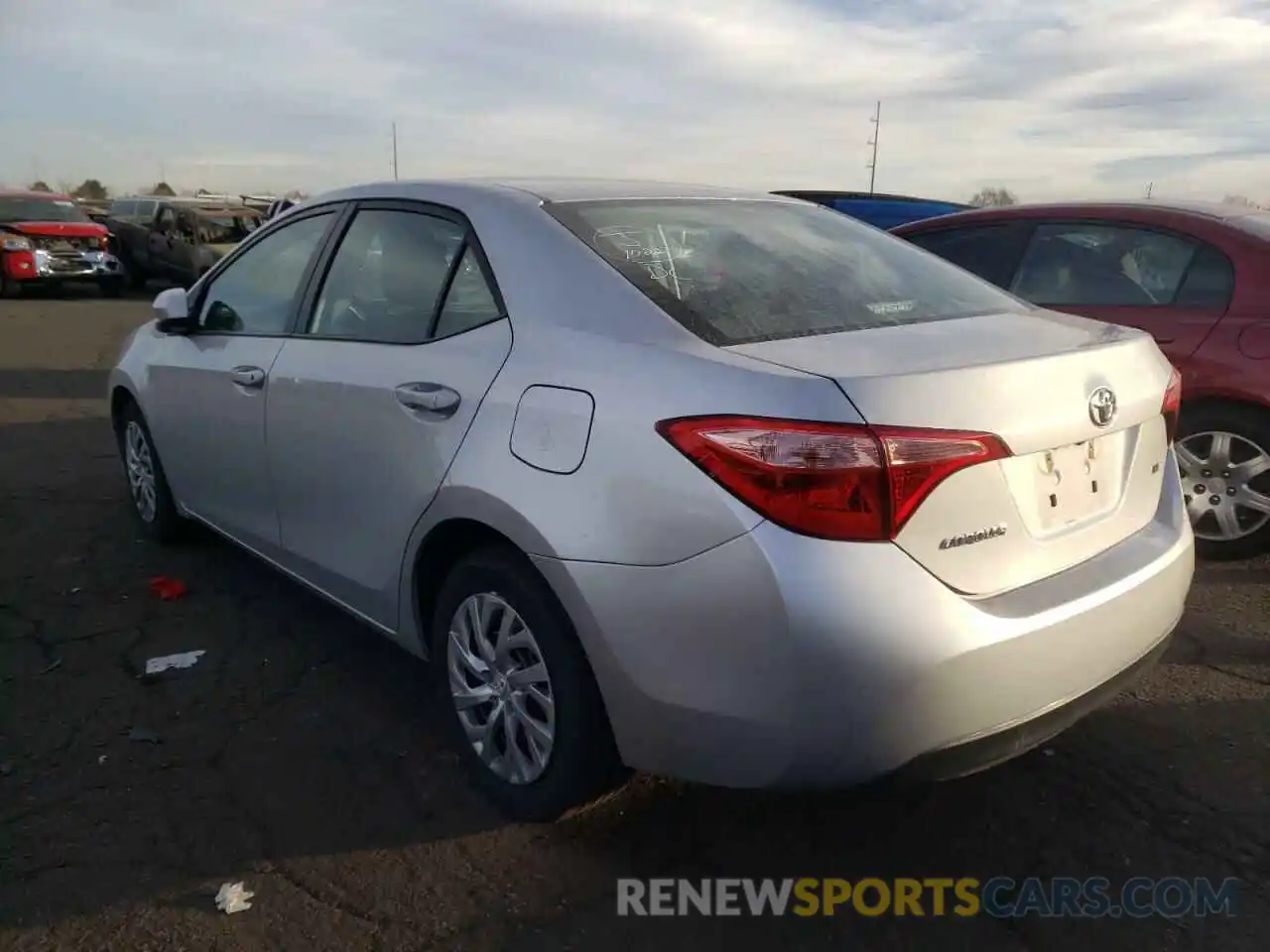 3 Photograph of a damaged car 2T1BURHE2KC242721 TOYOTA COROLLA 2019