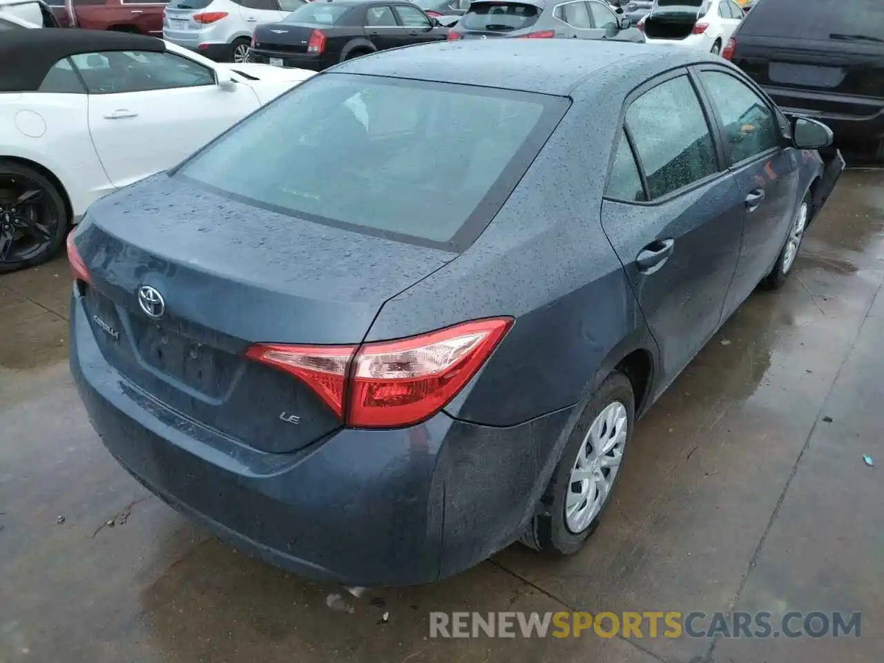 4 Photograph of a damaged car 2T1BURHE2KC243447 TOYOTA COROLLA 2019