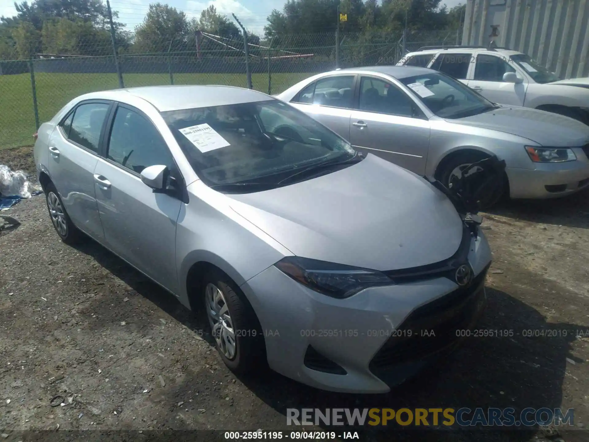 1 Photograph of a damaged car 2T1BURHE2KC244520 TOYOTA COROLLA 2019