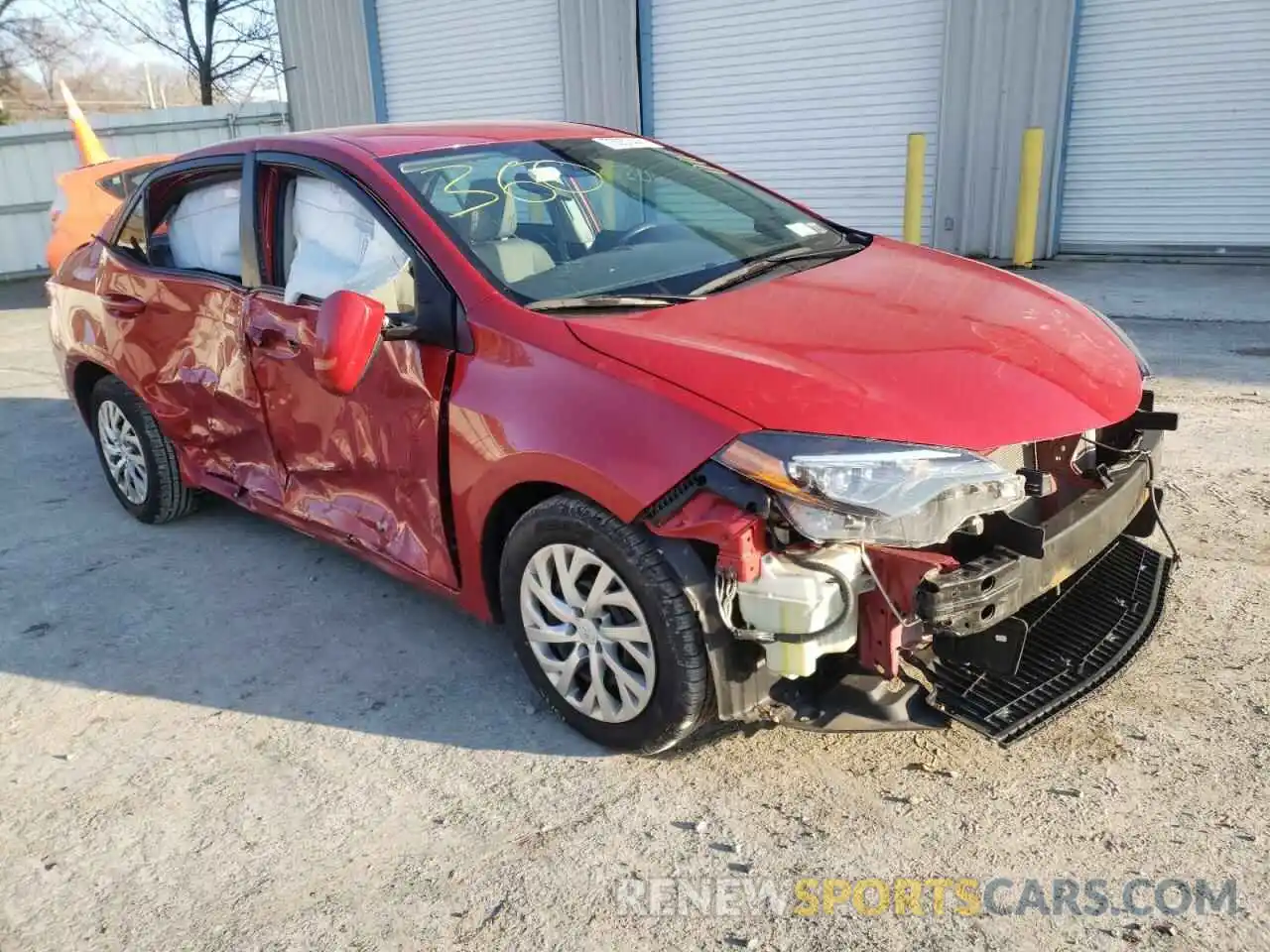 1 Photograph of a damaged car 2T1BURHE2KC244615 TOYOTA COROLLA 2019