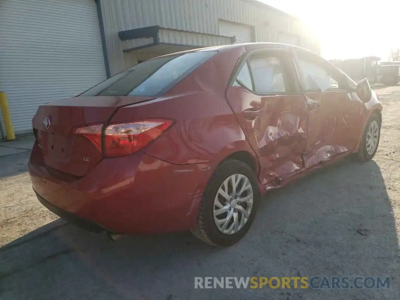 4 Photograph of a damaged car 2T1BURHE2KC244615 TOYOTA COROLLA 2019