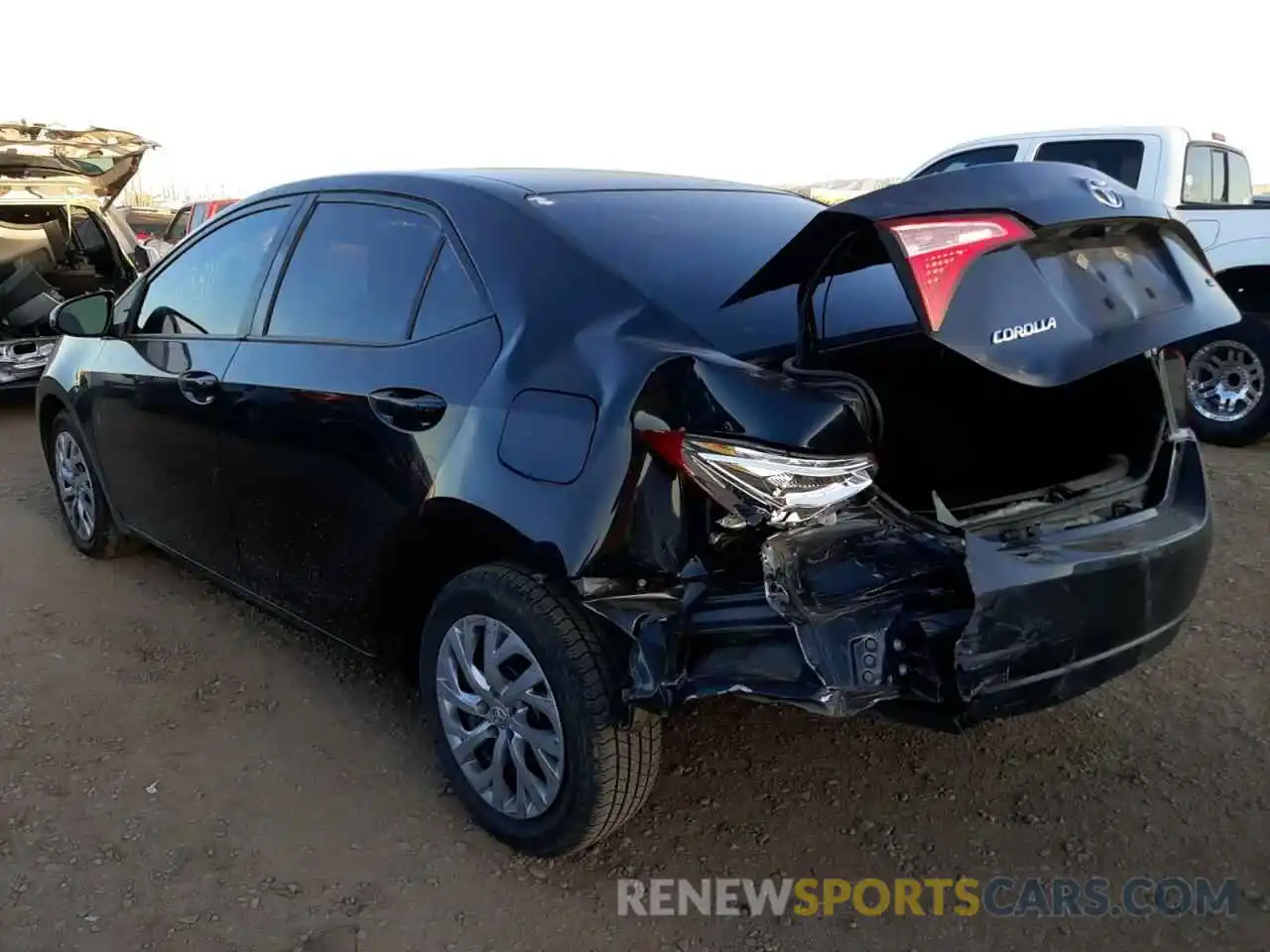 3 Photograph of a damaged car 2T1BURHE2KC244937 TOYOTA COROLLA 2019