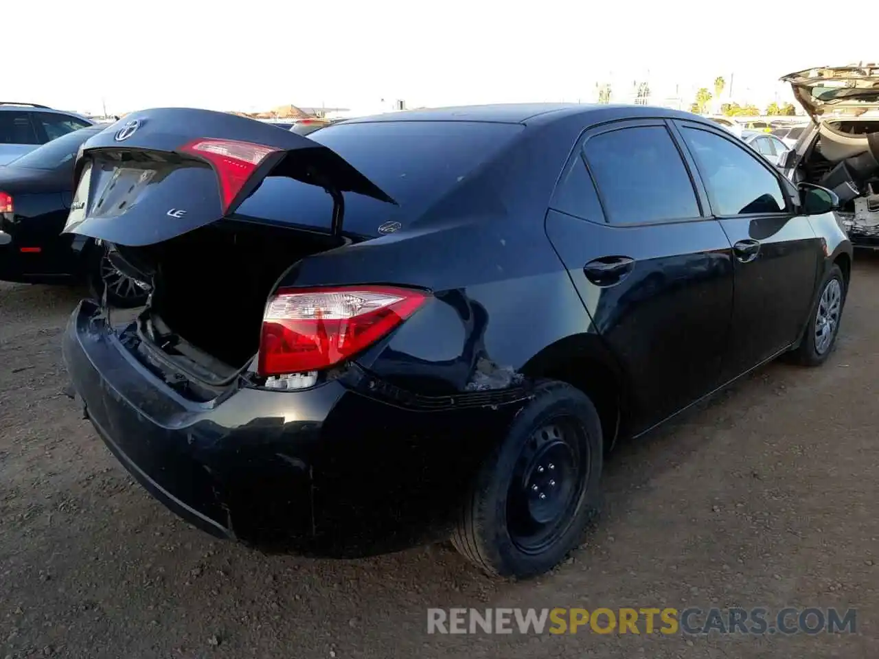 4 Photograph of a damaged car 2T1BURHE2KC244937 TOYOTA COROLLA 2019