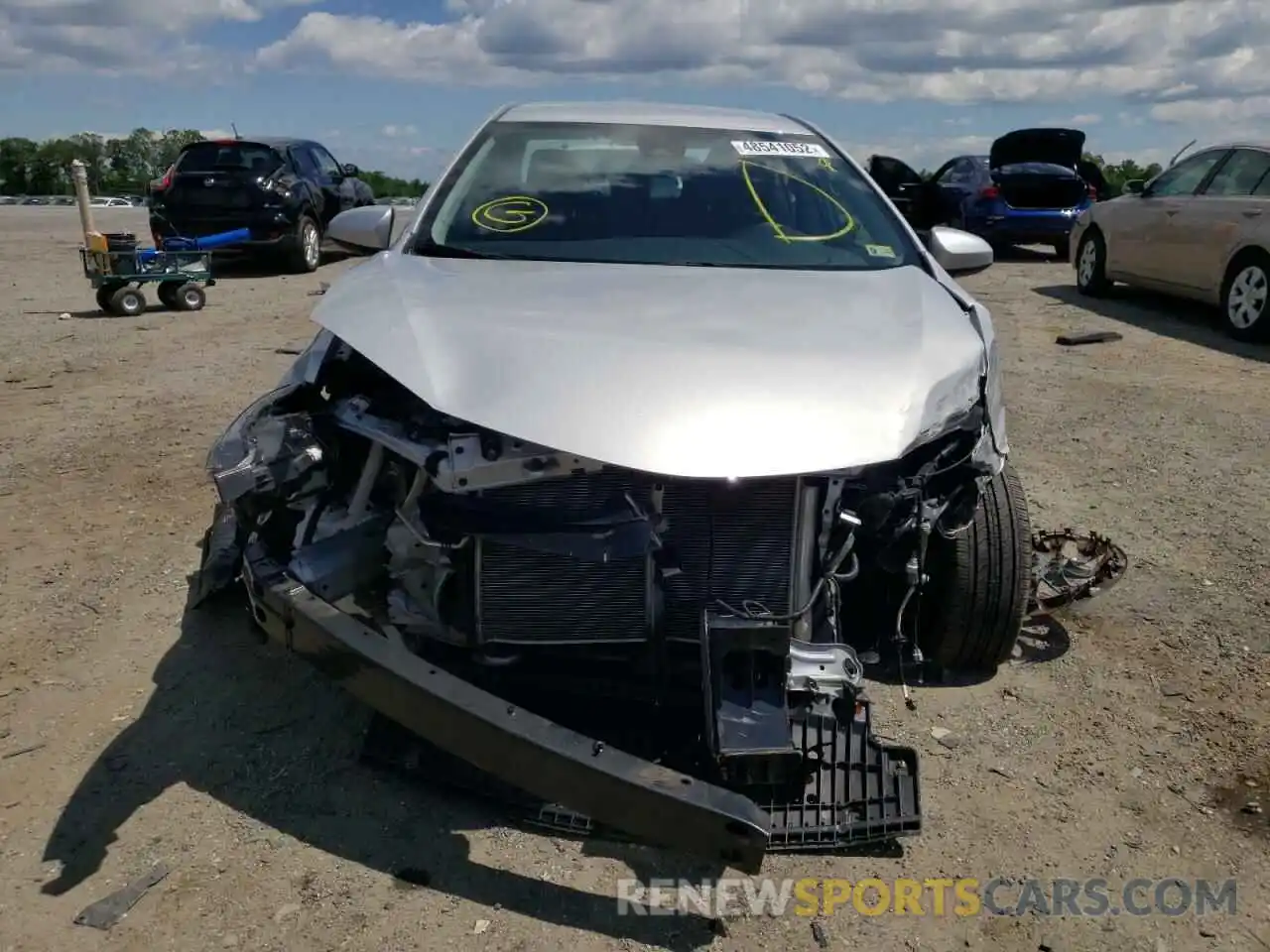 9 Photograph of a damaged car 2T1BURHE2KC245070 TOYOTA COROLLA 2019