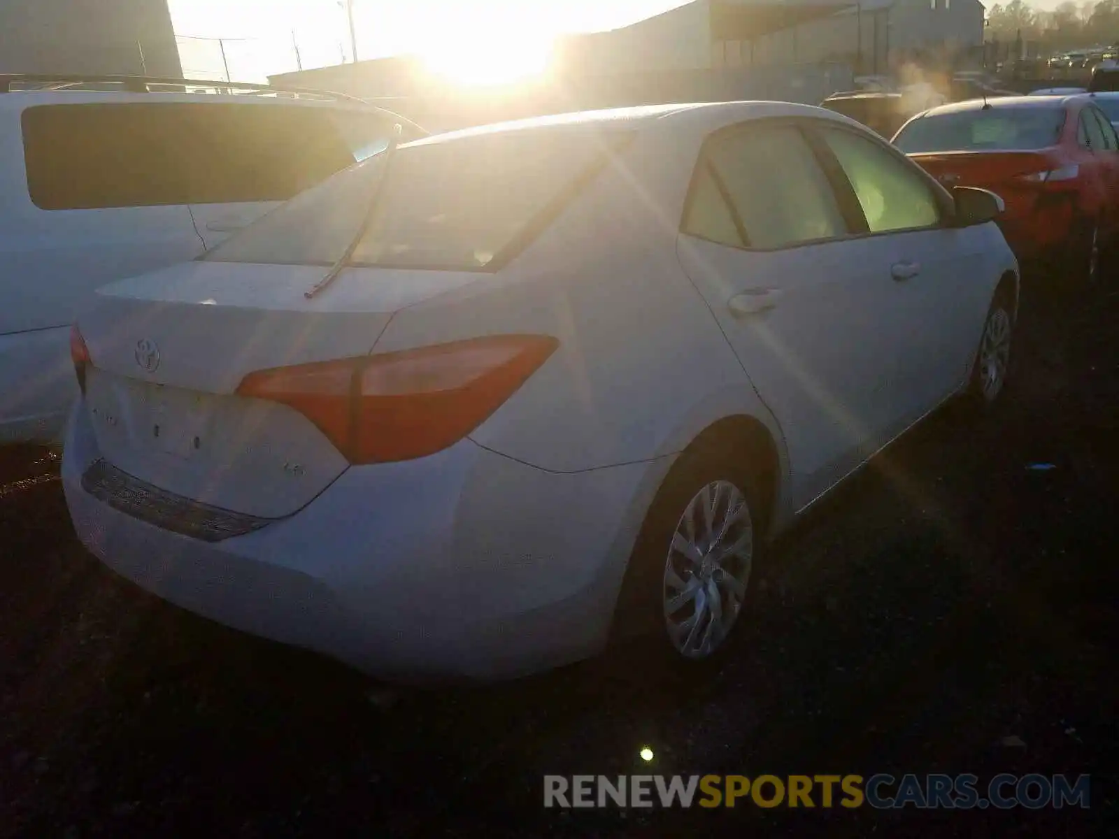 4 Photograph of a damaged car 2T1BURHE2KC245375 TOYOTA COROLLA 2019