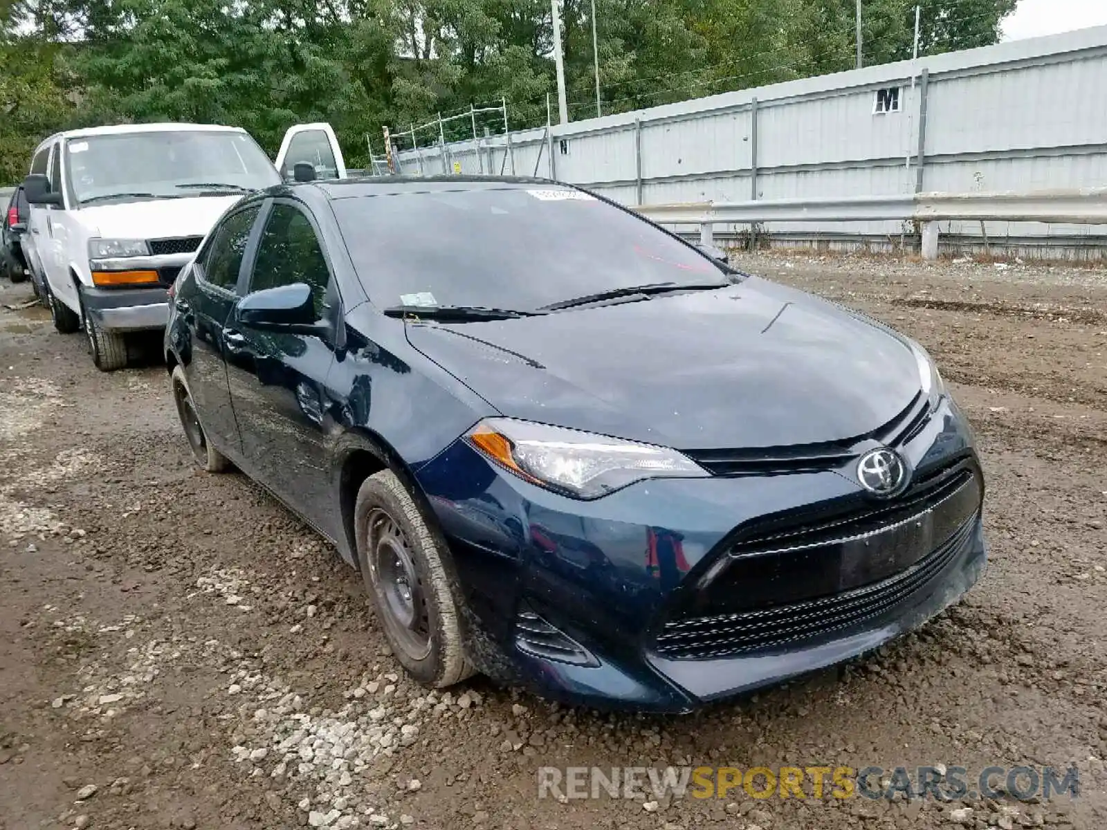 1 Photograph of a damaged car 2T1BURHE2KC246512 TOYOTA COROLLA 2019