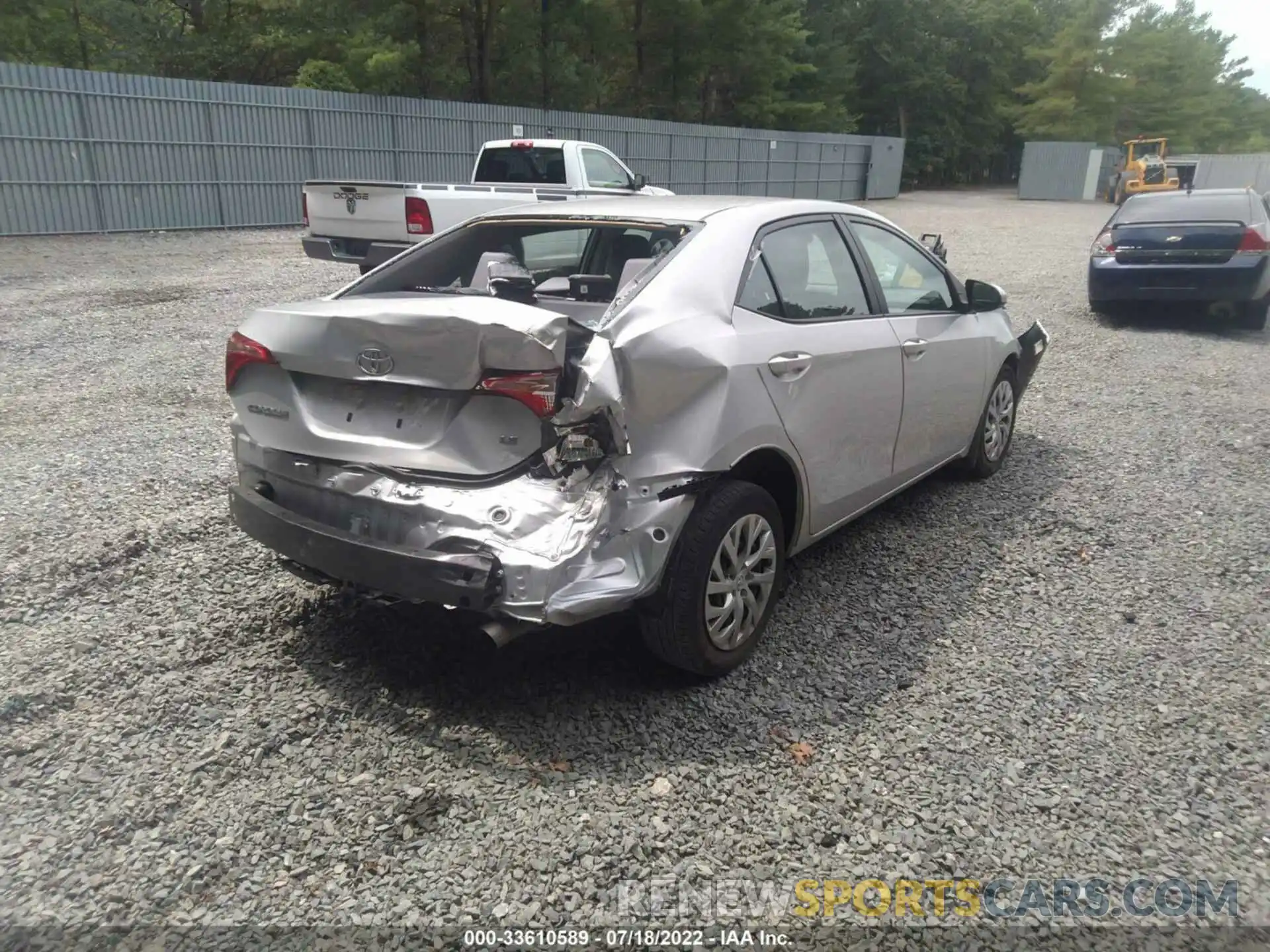 4 Photograph of a damaged car 2T1BURHE3KC127013 TOYOTA COROLLA 2019