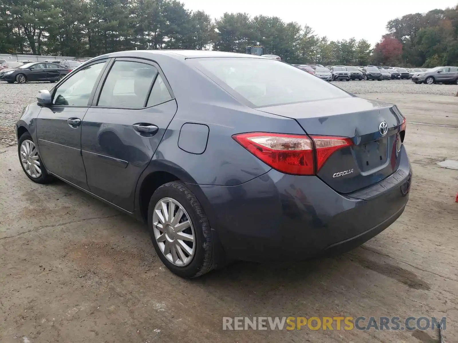 3 Photograph of a damaged car 2T1BURHE3KC127884 TOYOTA COROLLA 2019