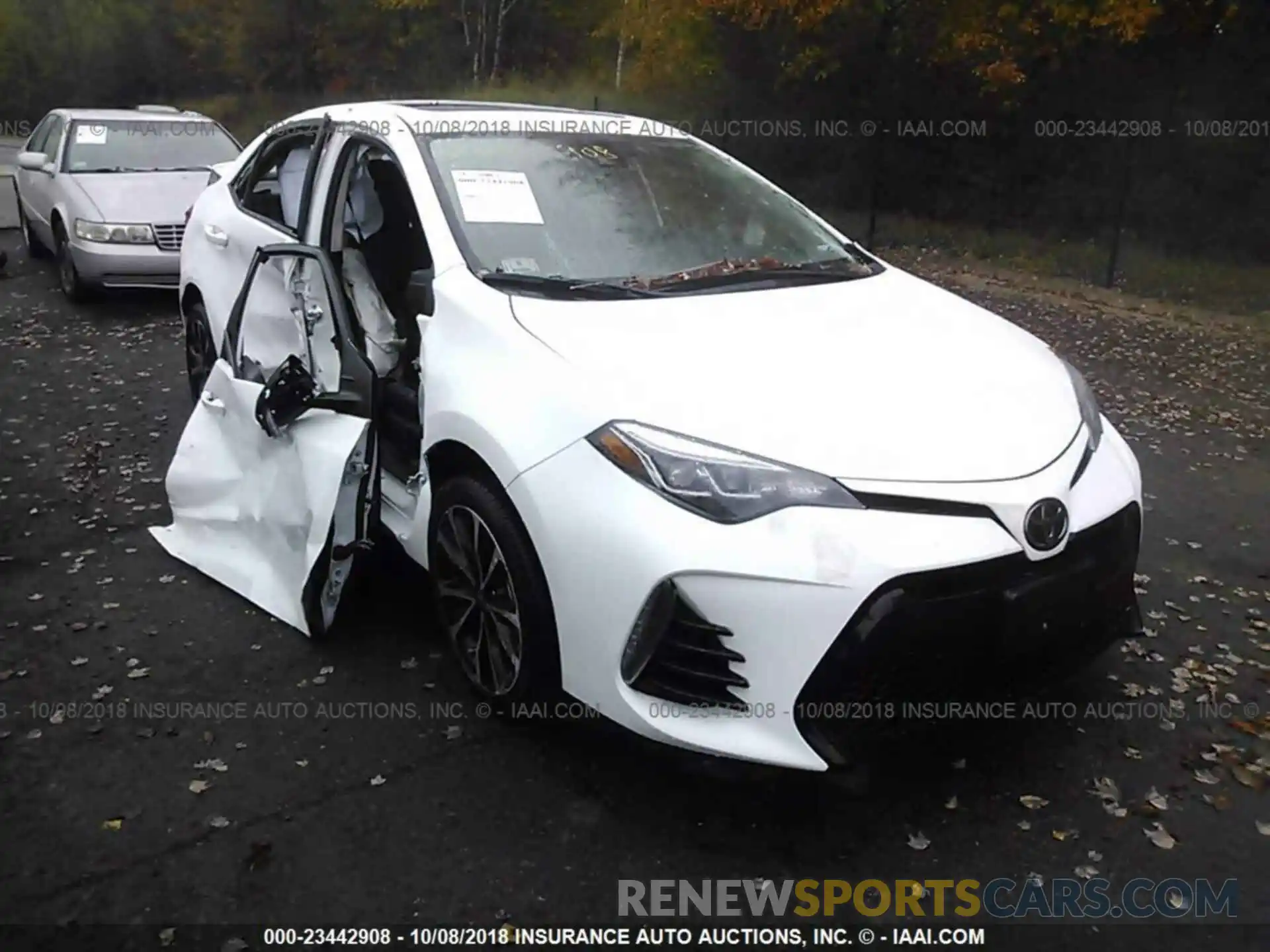 1 Photograph of a damaged car 2T1BURHE3KC127948 Toyota Corolla 2019