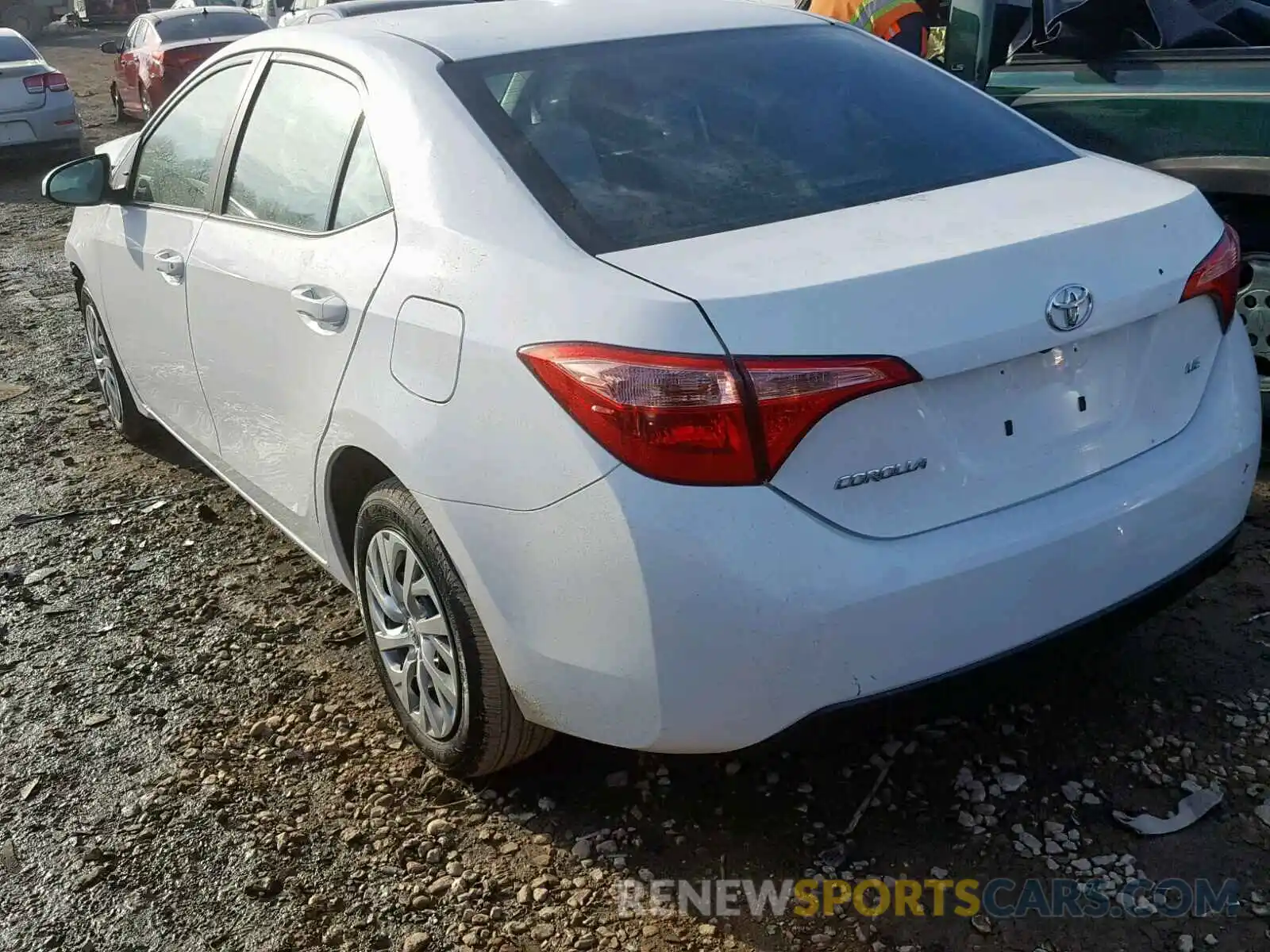 3 Photograph of a damaged car 2T1BURHE3KC127996 TOYOTA COROLLA 2019