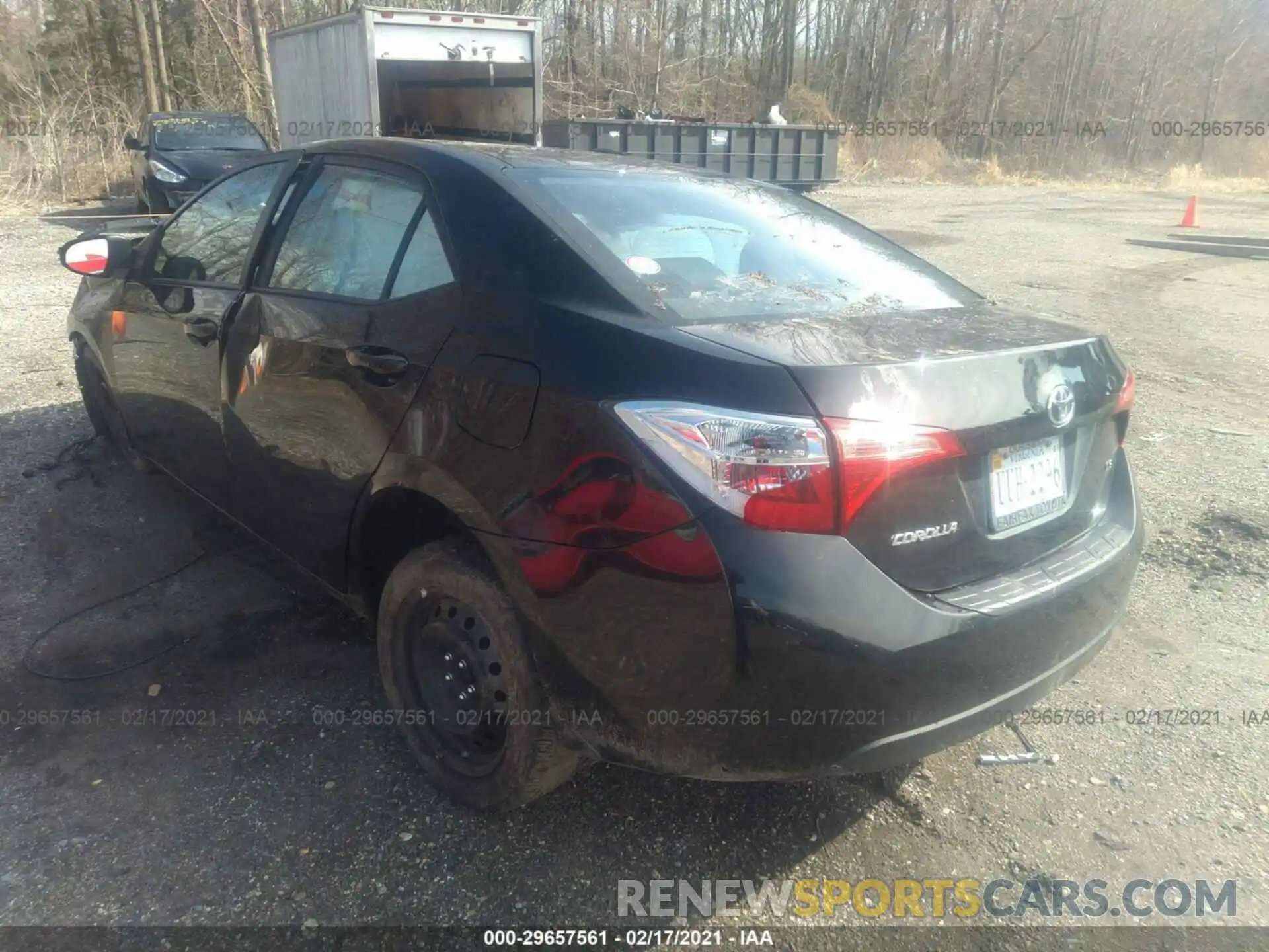 3 Photograph of a damaged car 2T1BURHE3KC130106 TOYOTA COROLLA 2019