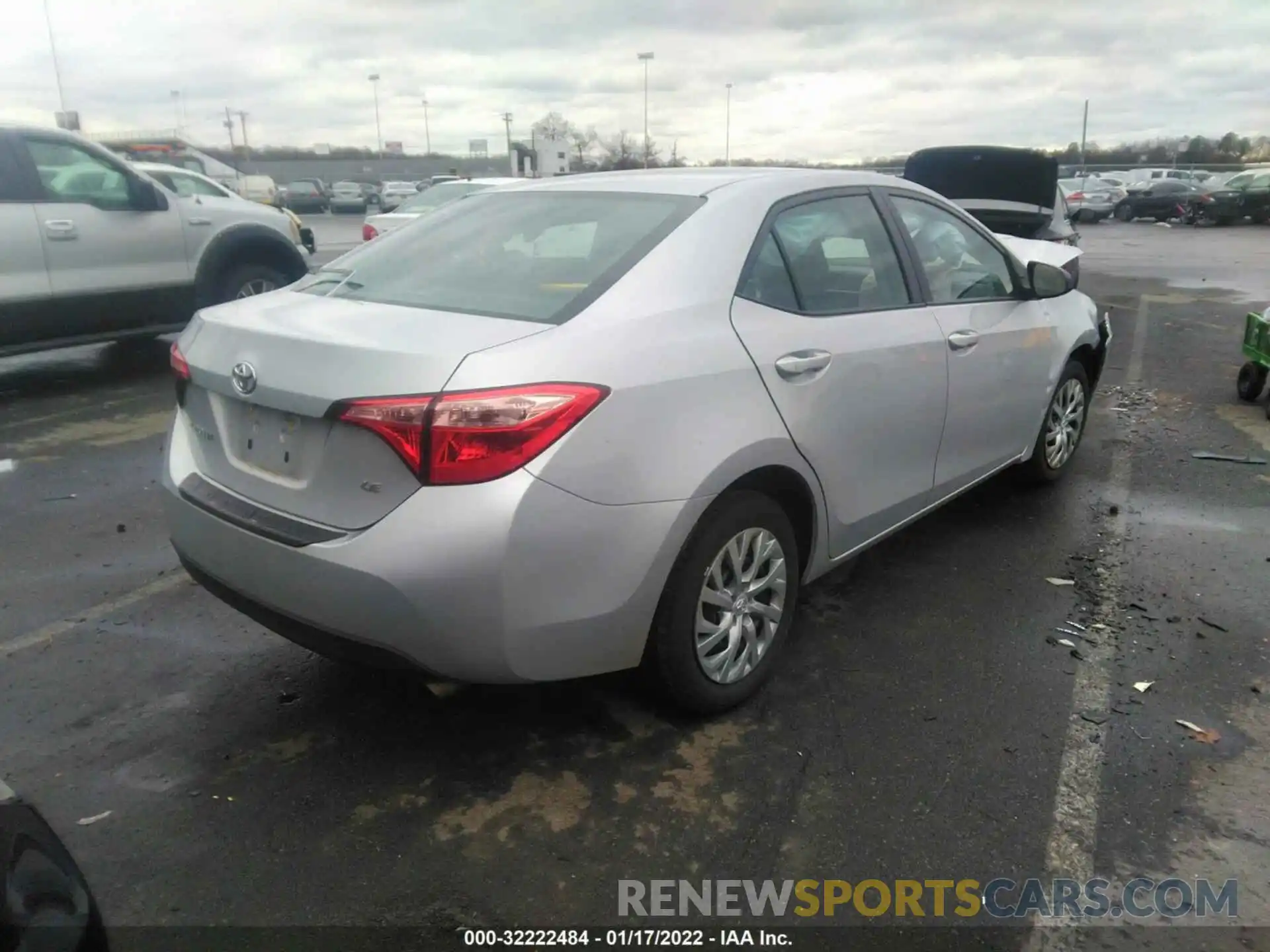 4 Photograph of a damaged car 2T1BURHE3KC130235 TOYOTA COROLLA 2019