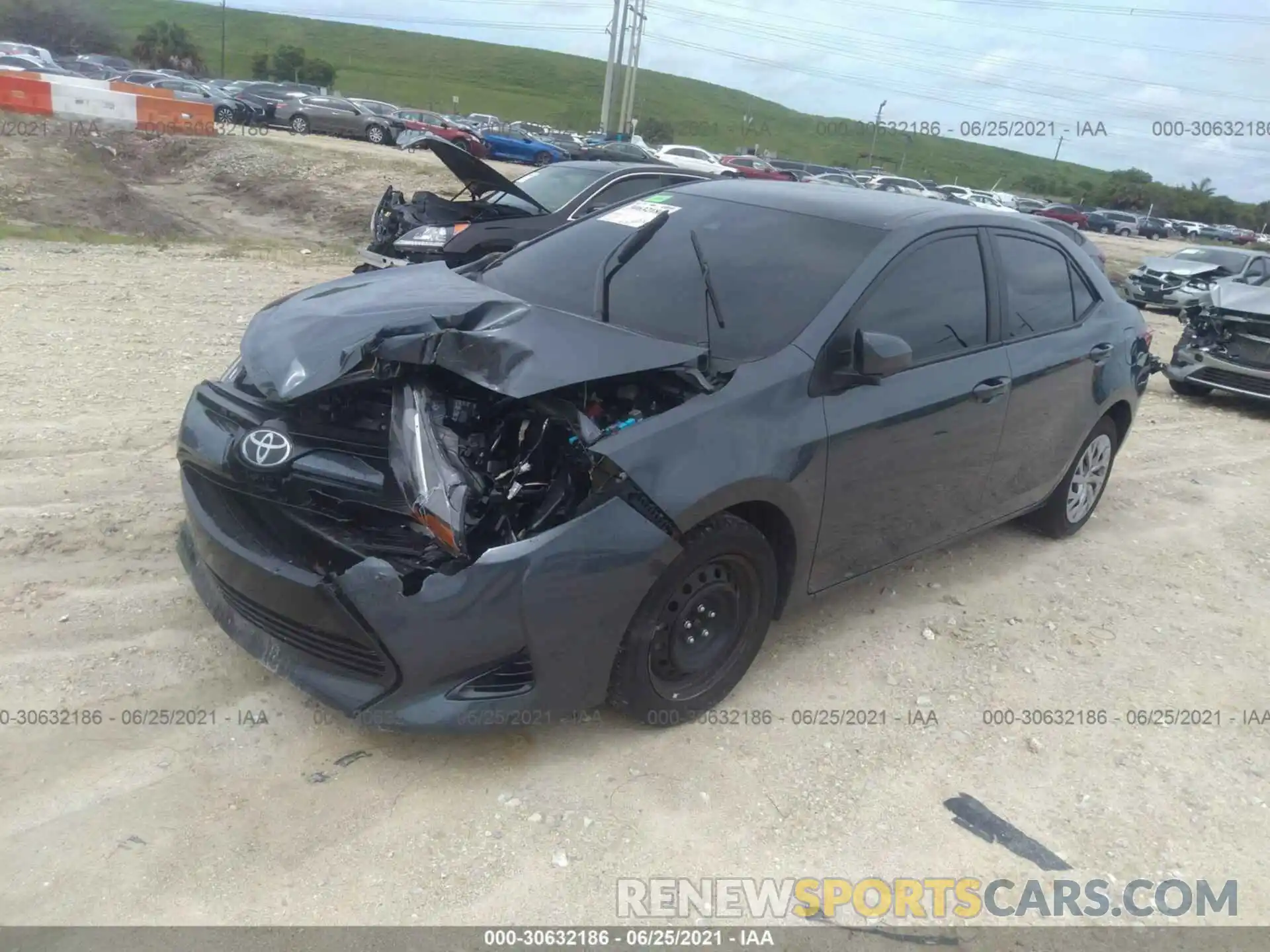 2 Photograph of a damaged car 2T1BURHE3KC131238 TOYOTA COROLLA 2019