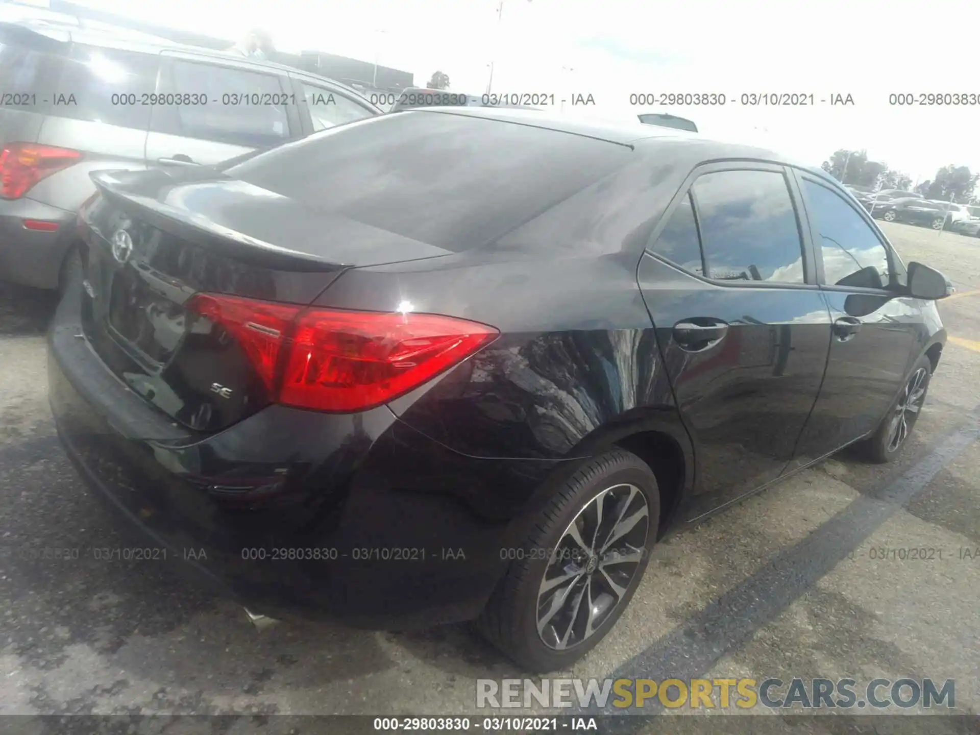 4 Photograph of a damaged car 2T1BURHE3KC131546 TOYOTA COROLLA 2019