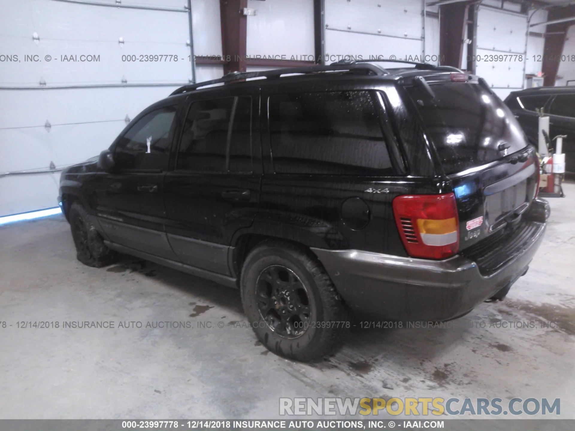 3 Photograph of a damaged car 2T1BURHE3KC134690 TOYOTA COROLLA 2019