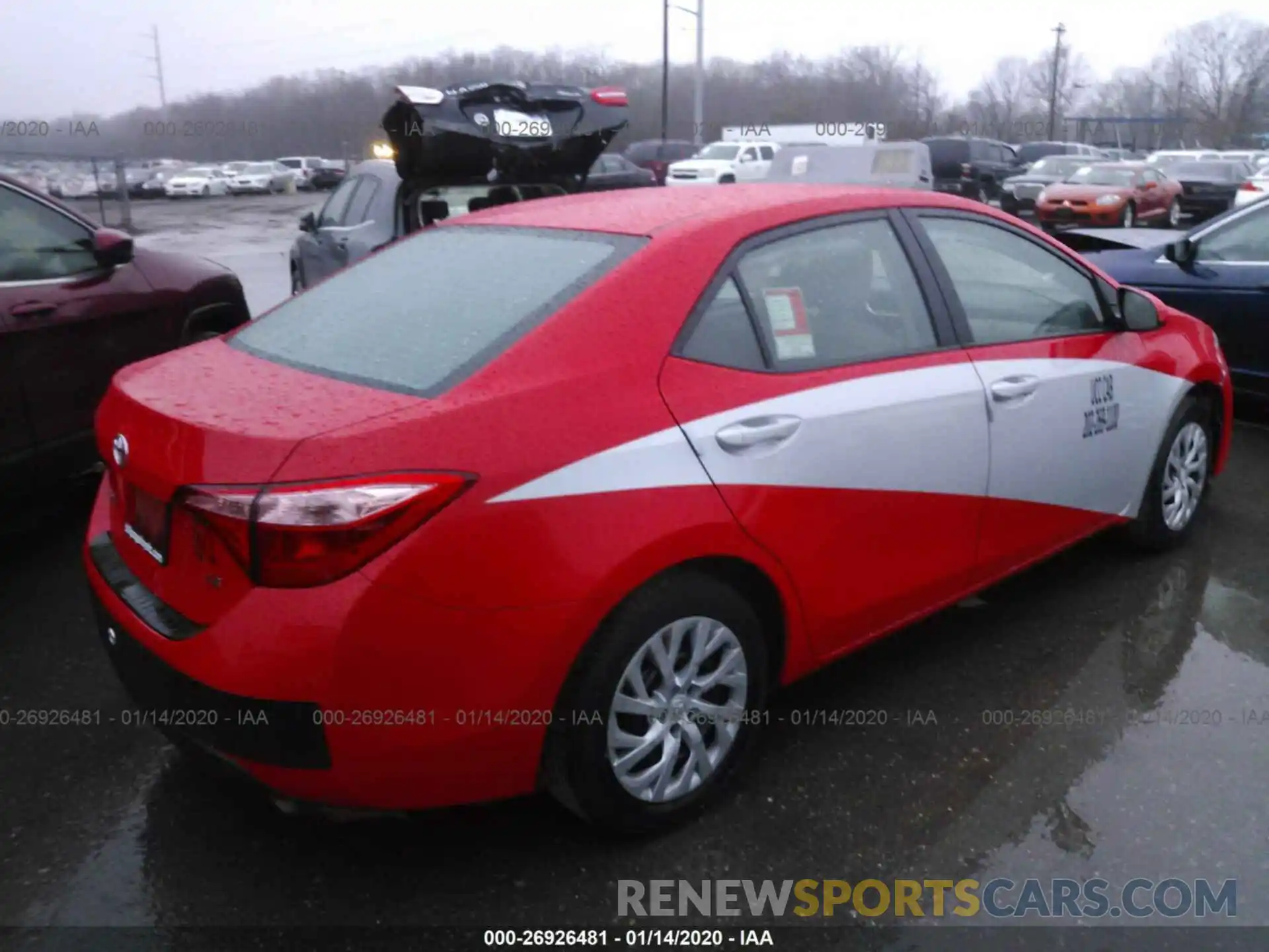 4 Photograph of a damaged car 2T1BURHE3KC135015 TOYOTA COROLLA 2019