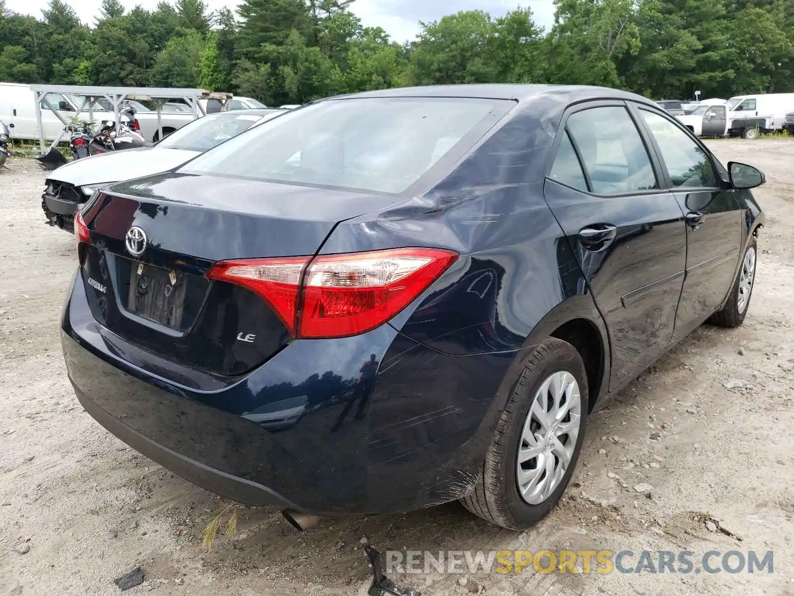 4 Photograph of a damaged car 2T1BURHE3KC136777 TOYOTA COROLLA 2019