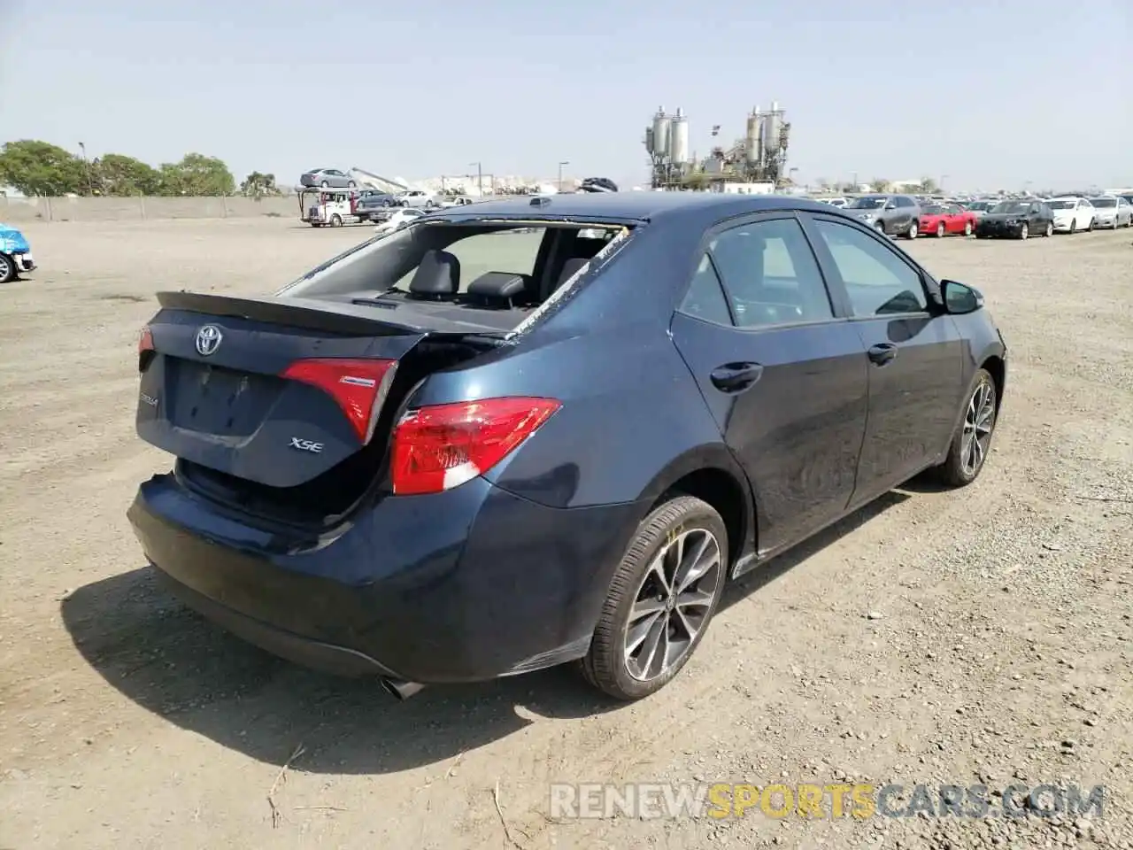 4 Photograph of a damaged car 2T1BURHE3KC137301 TOYOTA COROLLA 2019