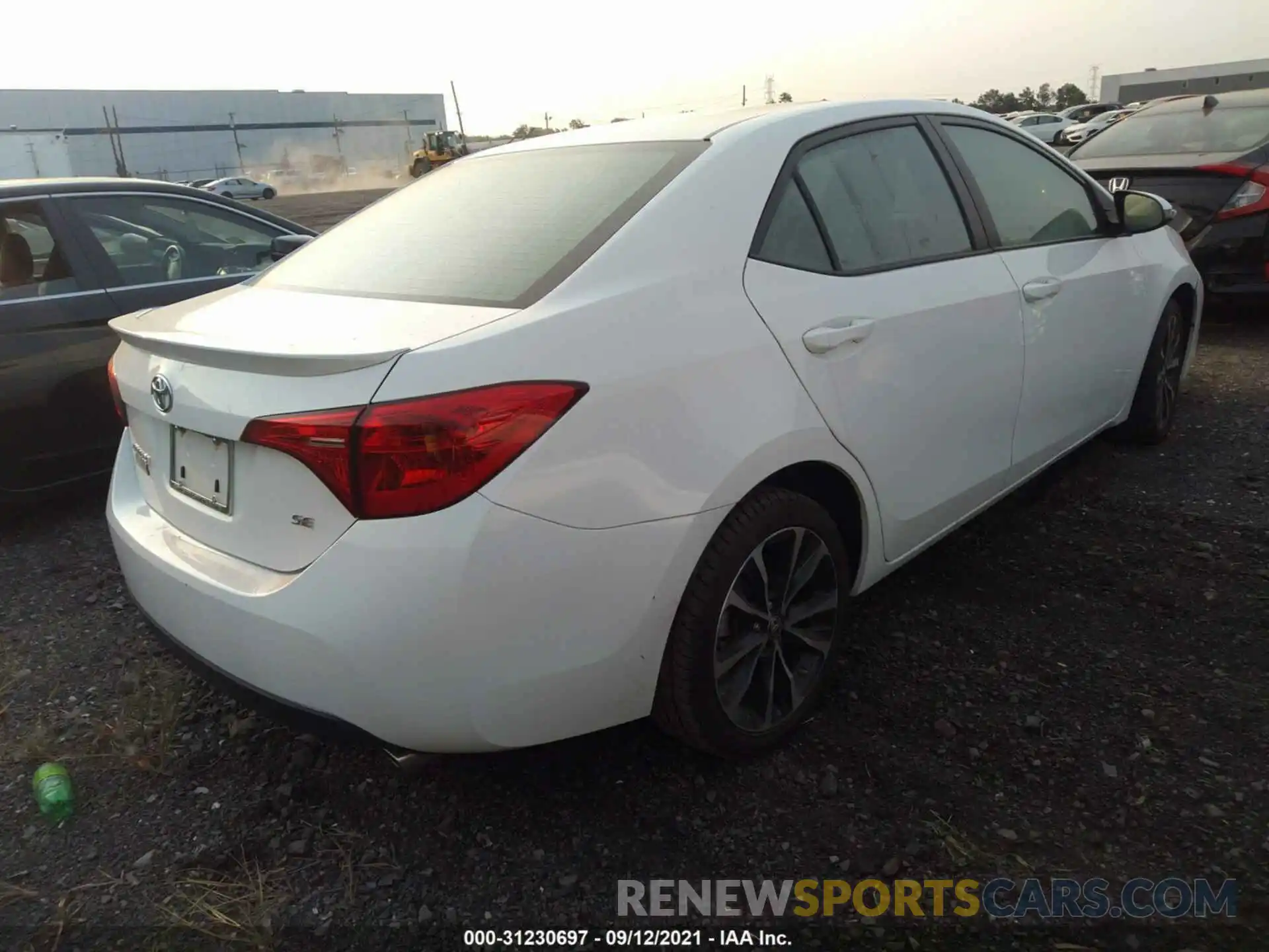 4 Photograph of a damaged car 2T1BURHE3KC138237 TOYOTA COROLLA 2019