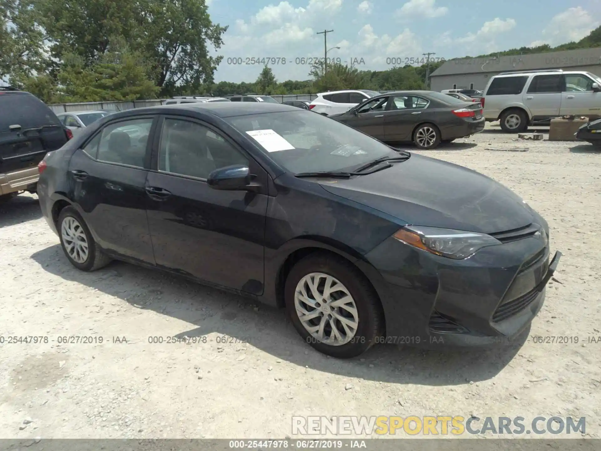 1 Photograph of a damaged car 2T1BURHE3KC139145 TOYOTA COROLLA 2019