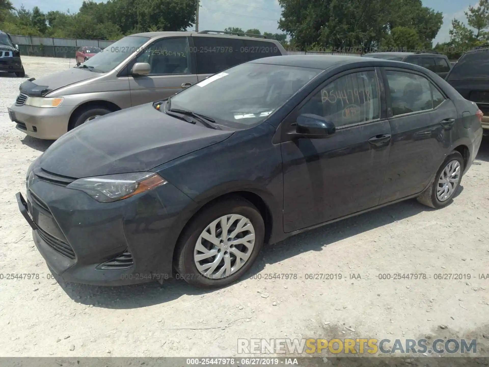 2 Photograph of a damaged car 2T1BURHE3KC139145 TOYOTA COROLLA 2019