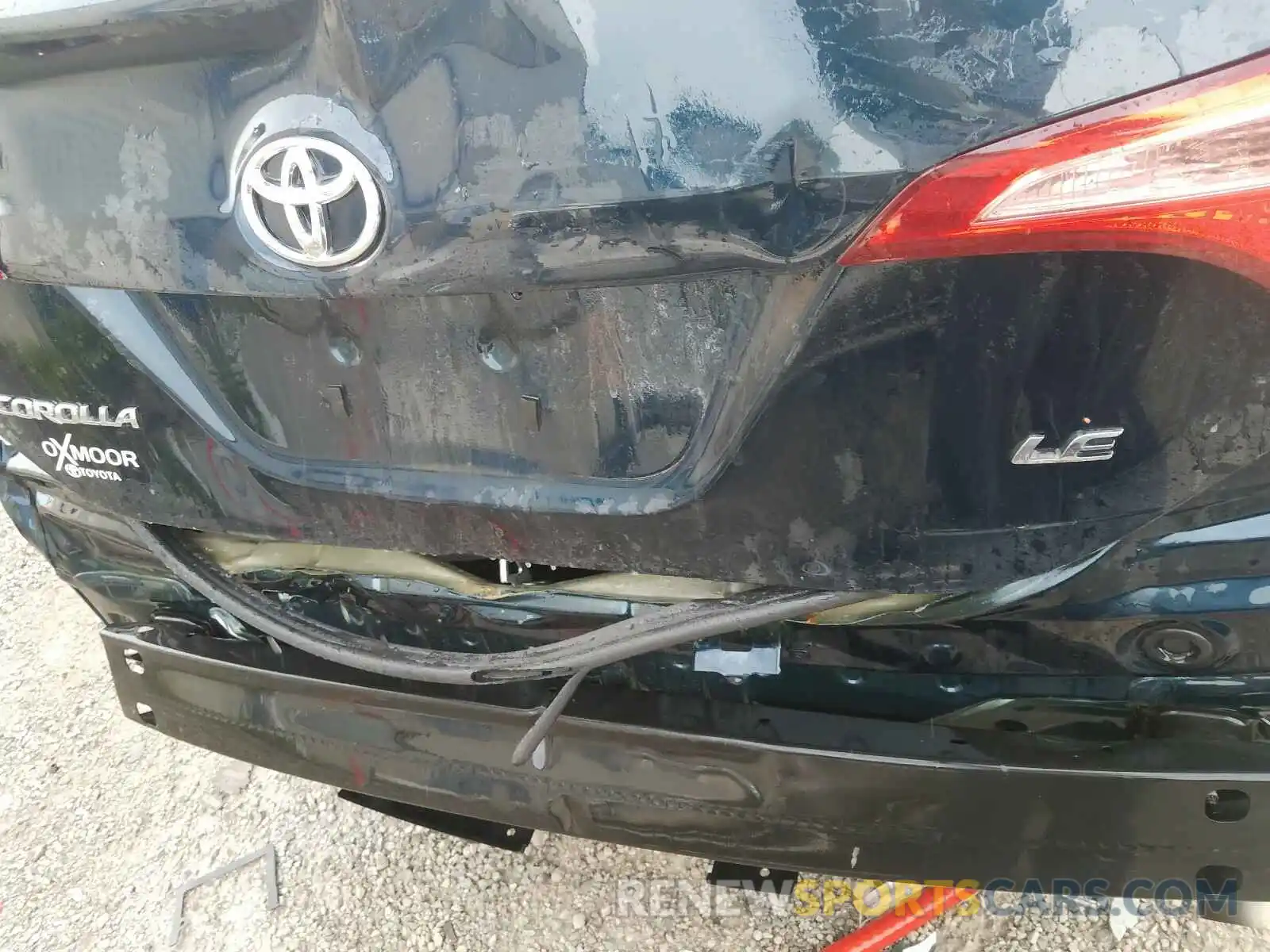 9 Photograph of a damaged car 2T1BURHE3KC139162 TOYOTA COROLLA 2019