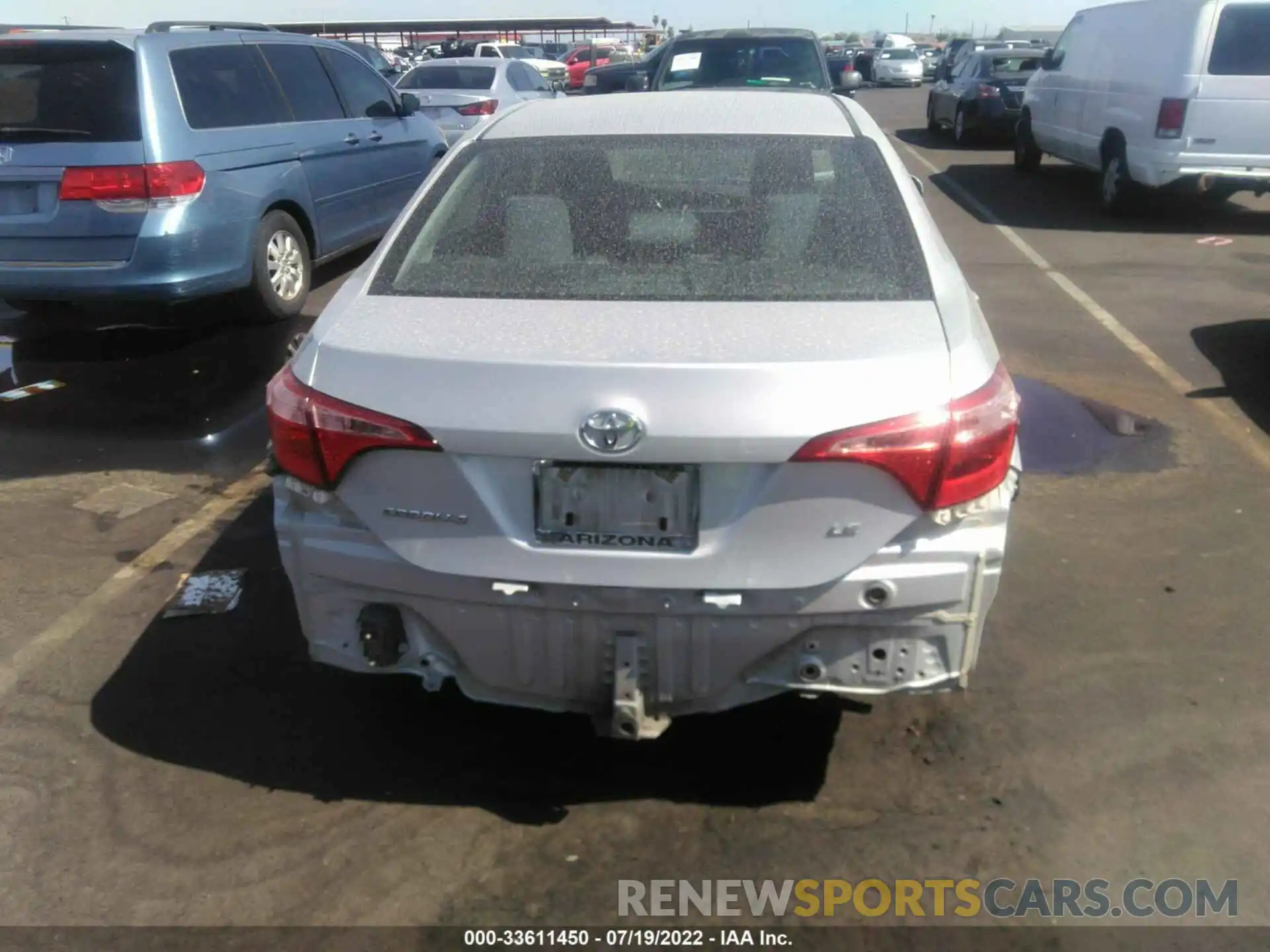 6 Photograph of a damaged car 2T1BURHE3KC139632 TOYOTA COROLLA 2019