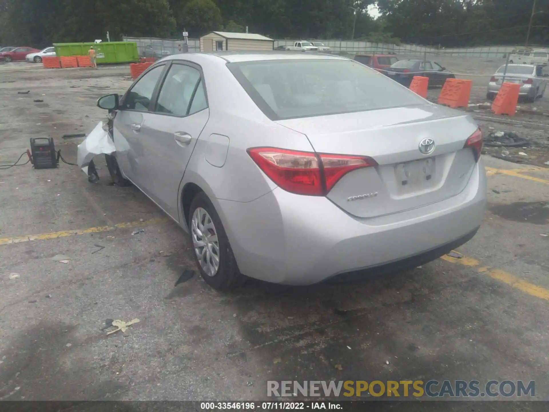 3 Photograph of a damaged car 2T1BURHE3KC140277 TOYOTA COROLLA 2019