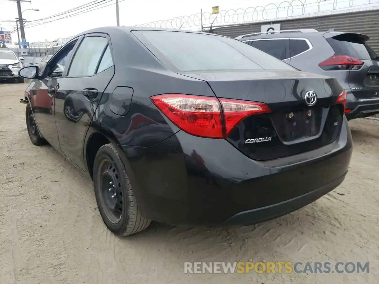 3 Photograph of a damaged car 2T1BURHE3KC140974 TOYOTA COROLLA 2019