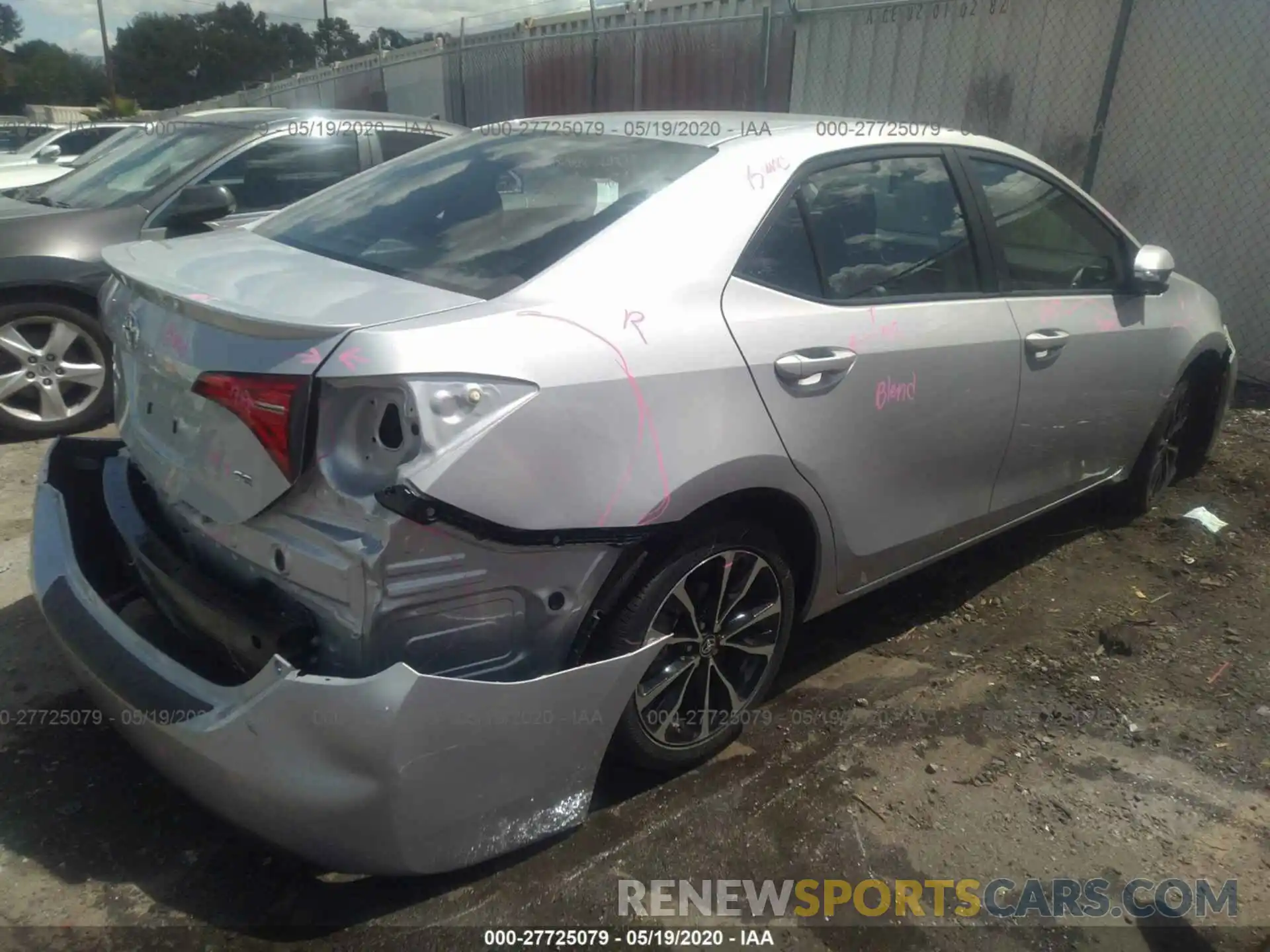 4 Photograph of a damaged car 2T1BURHE3KC142000 TOYOTA COROLLA 2019