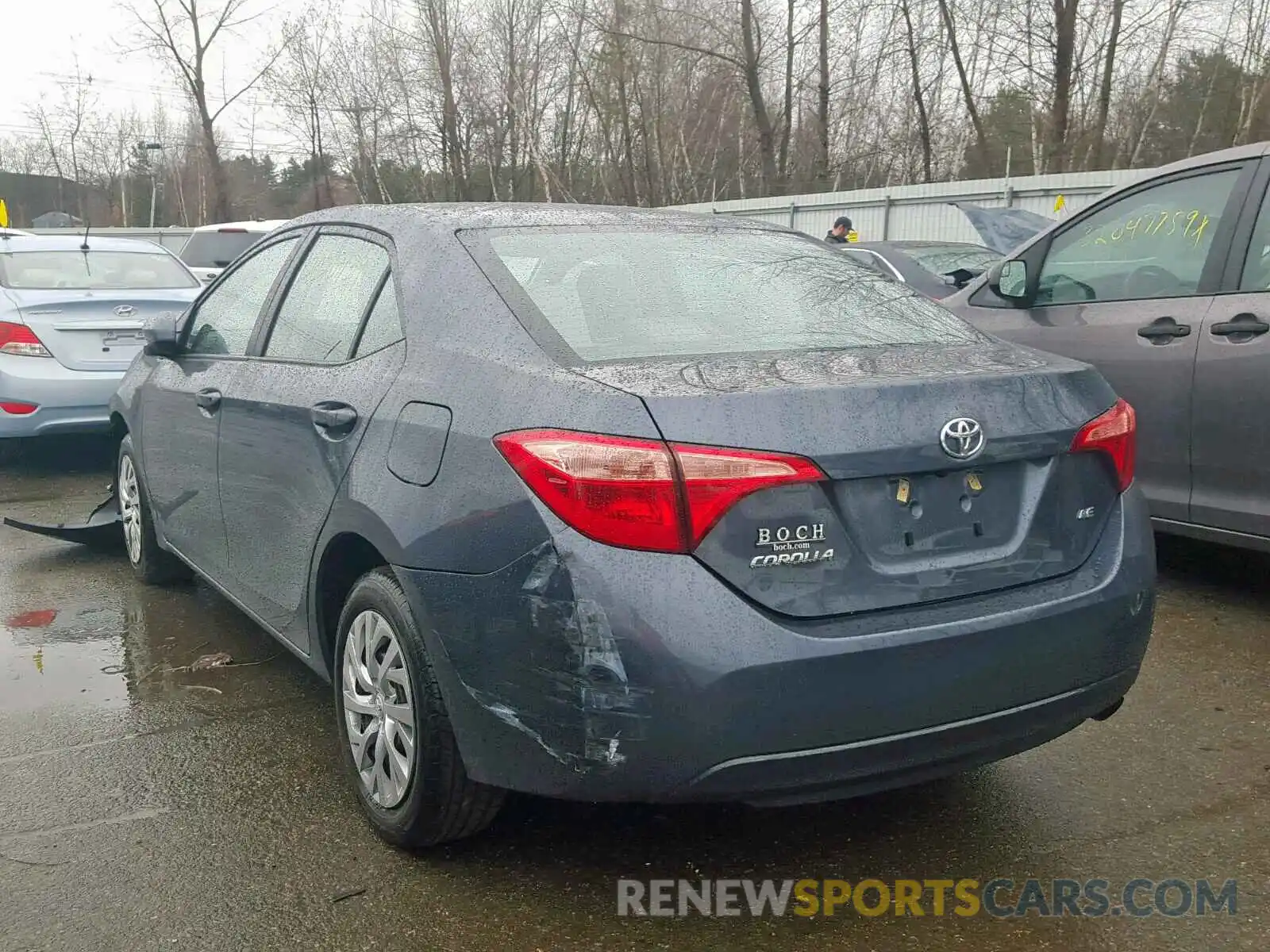 3 Photograph of a damaged car 2T1BURHE3KC142322 TOYOTA COROLLA 2019