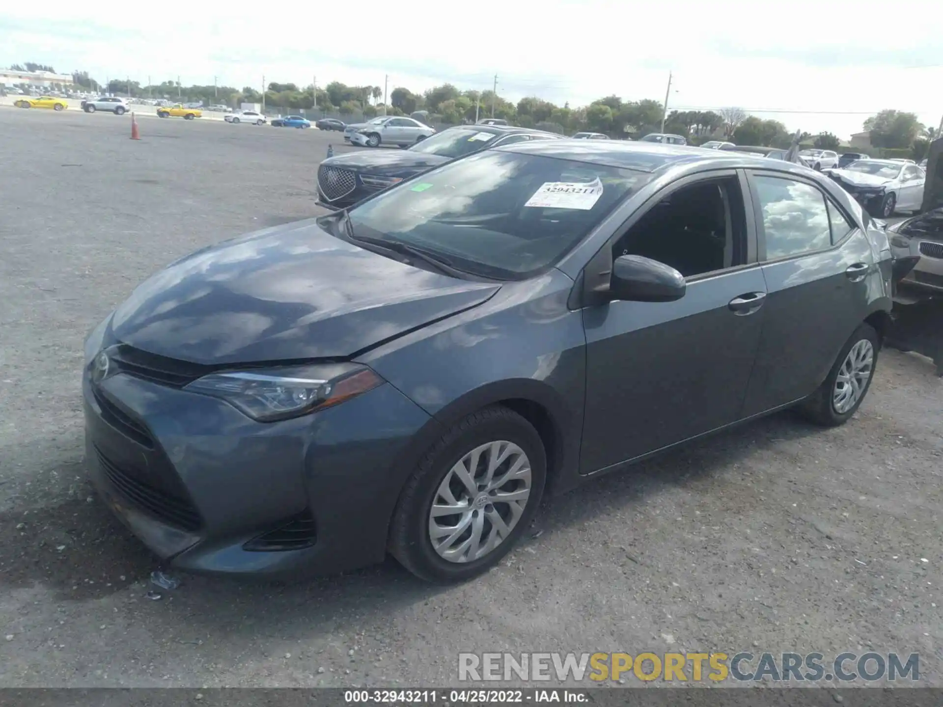 2 Photograph of a damaged car 2T1BURHE3KC144815 TOYOTA COROLLA 2019