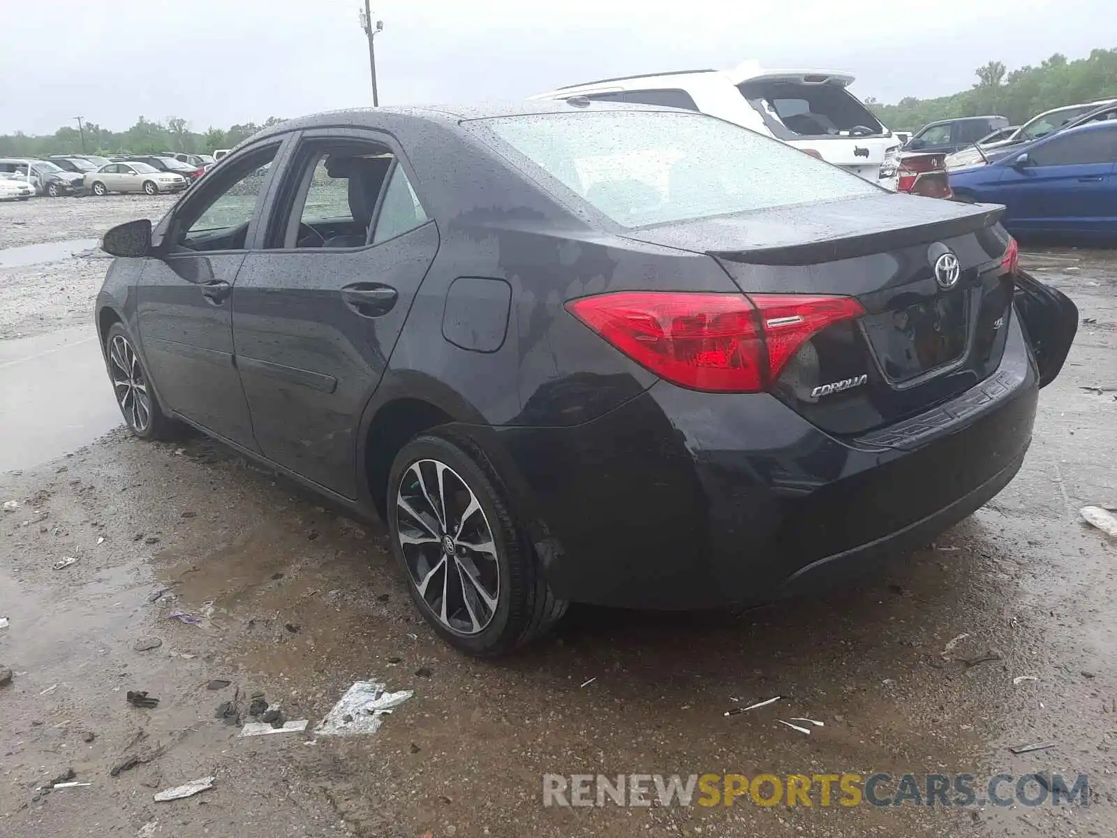 3 Photograph of a damaged car 2T1BURHE3KC145303 TOYOTA COROLLA 2019