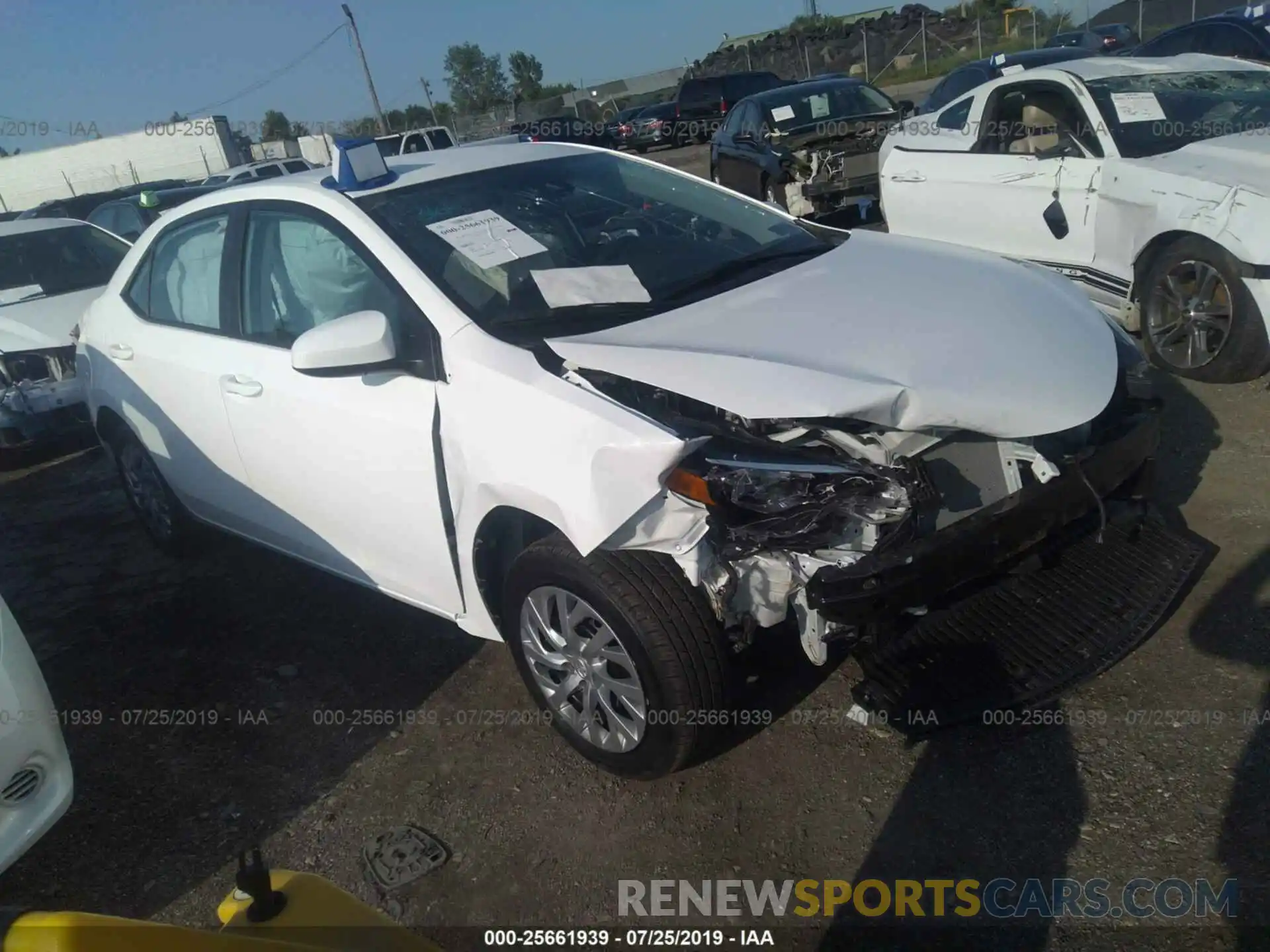 1 Photograph of a damaged car 2T1BURHE3KC145382 TOYOTA COROLLA 2019