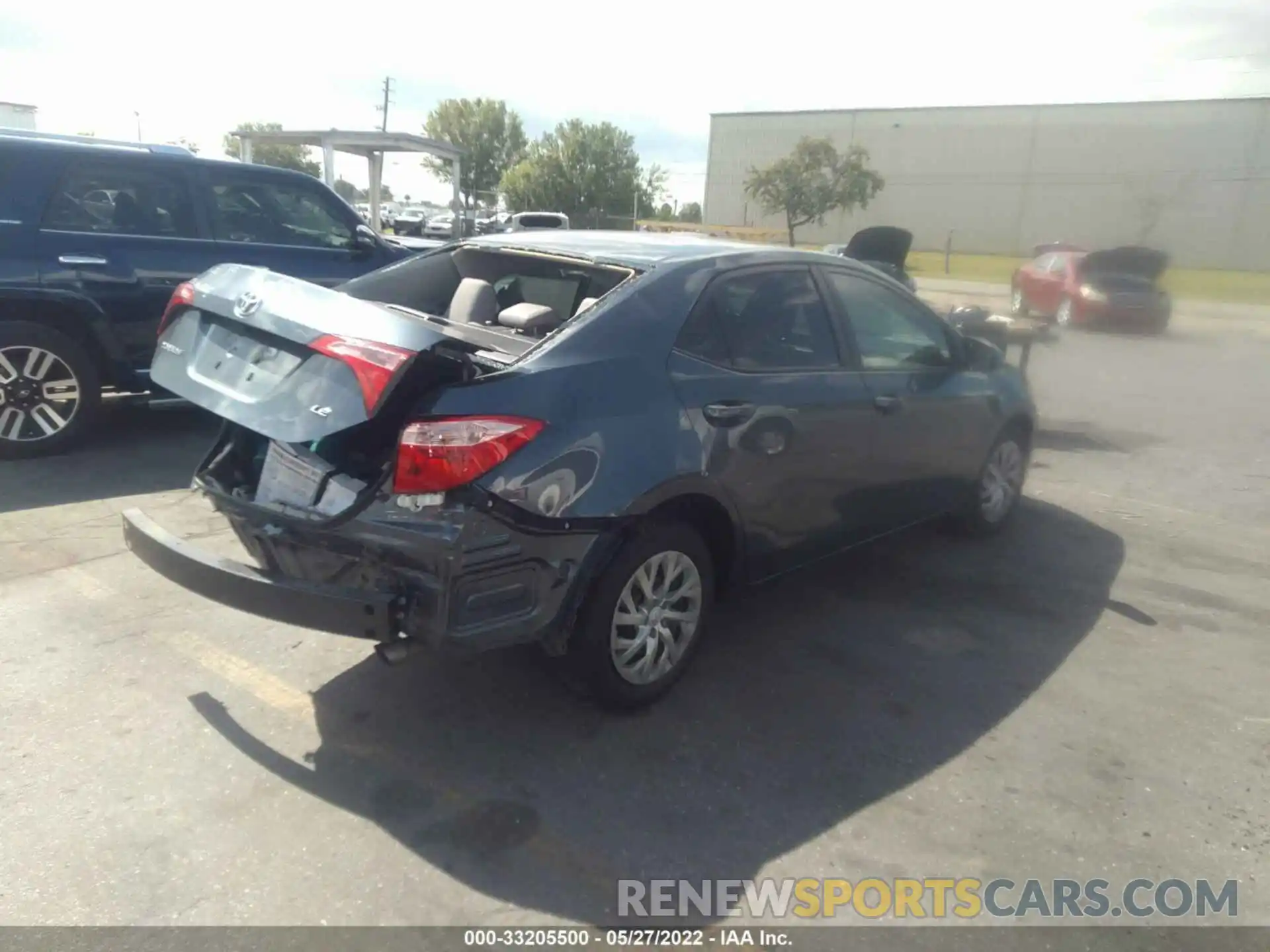 4 Photograph of a damaged car 2T1BURHE3KC145625 TOYOTA COROLLA 2019