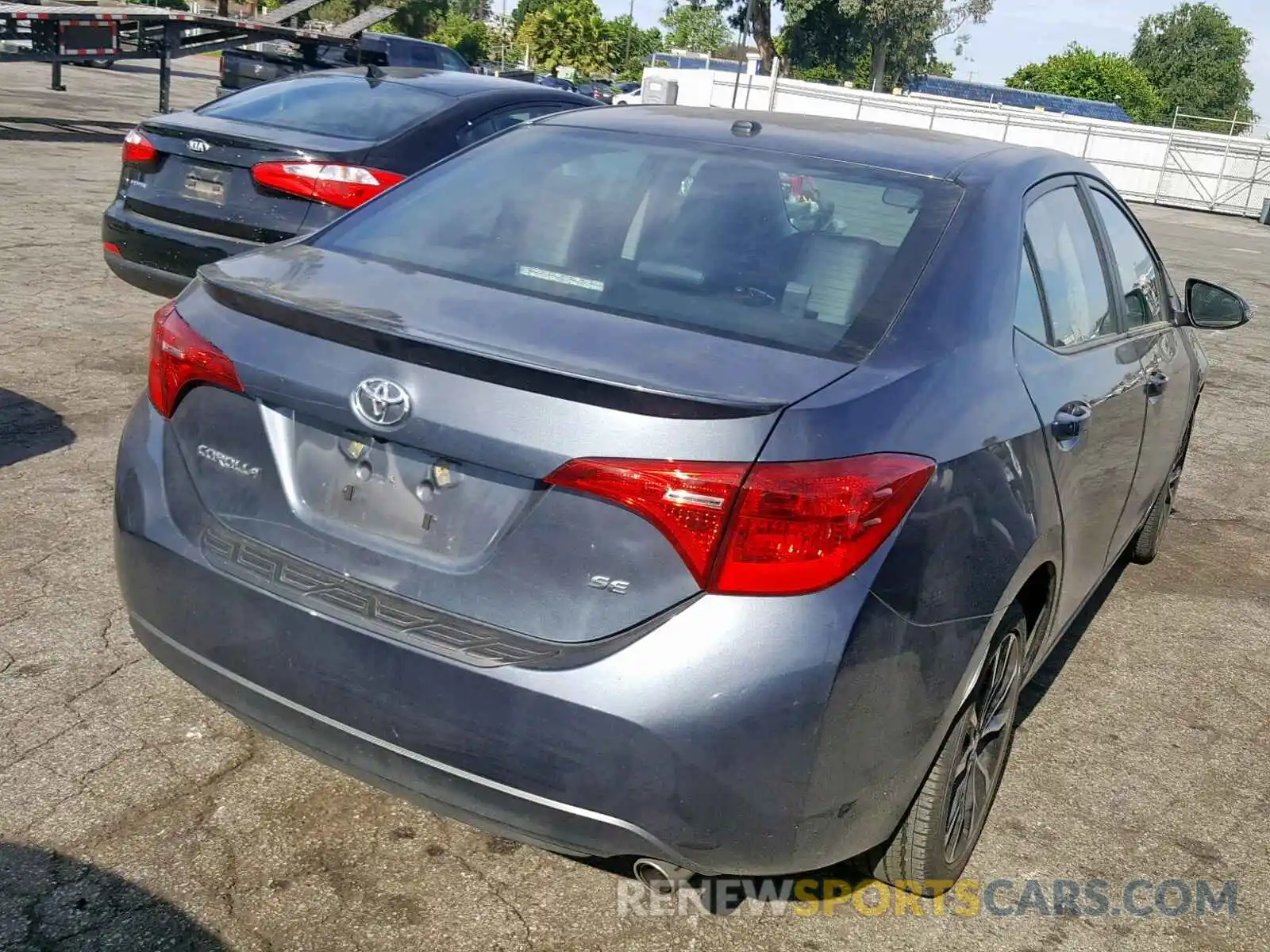 4 Photograph of a damaged car 2T1BURHE3KC146161 TOYOTA COROLLA 2019