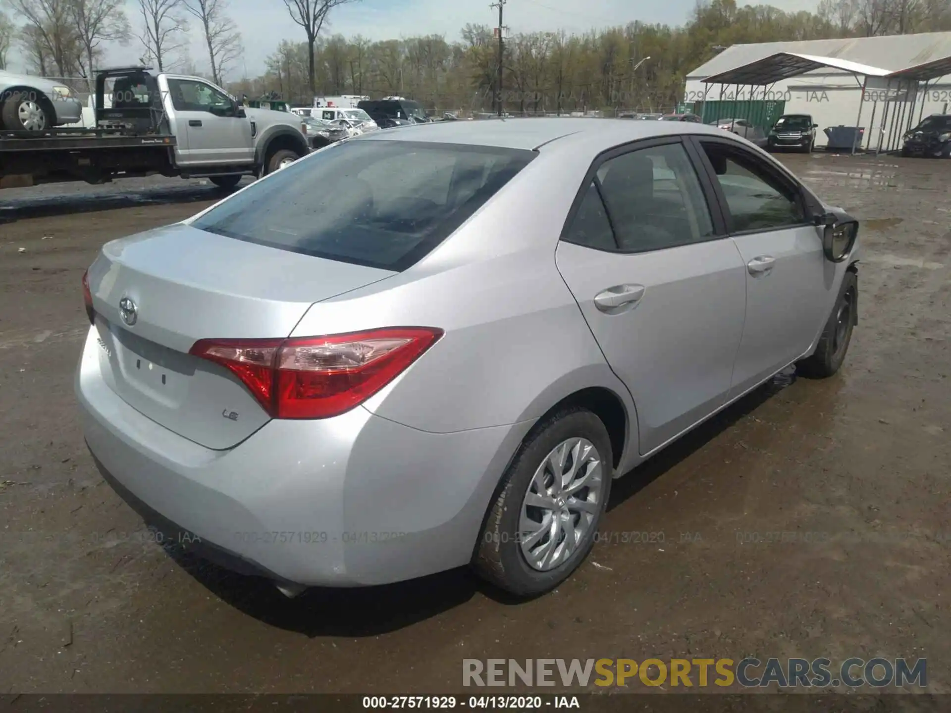 4 Photograph of a damaged car 2T1BURHE3KC146175 TOYOTA COROLLA 2019