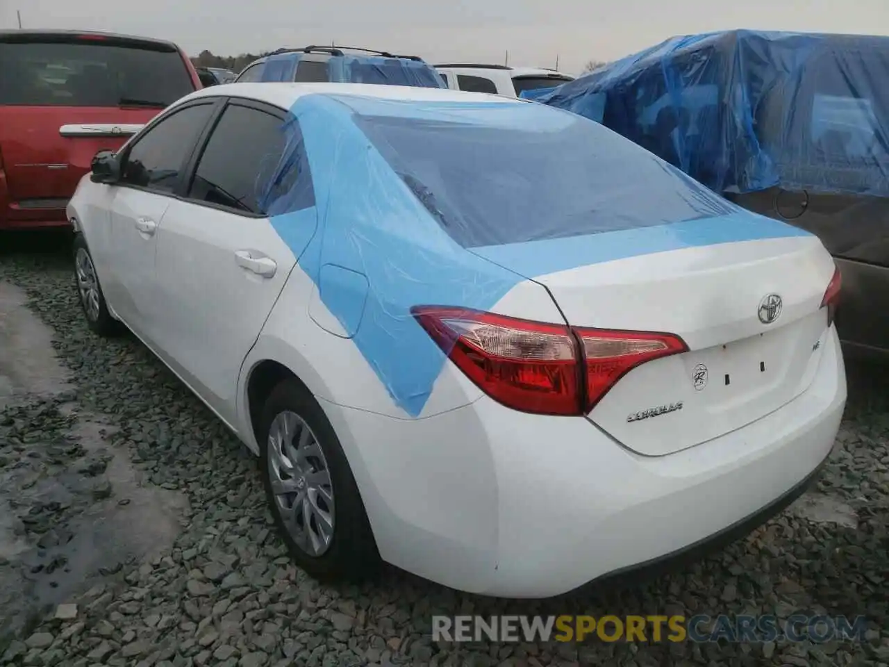 3 Photograph of a damaged car 2T1BURHE3KC146337 TOYOTA COROLLA 2019