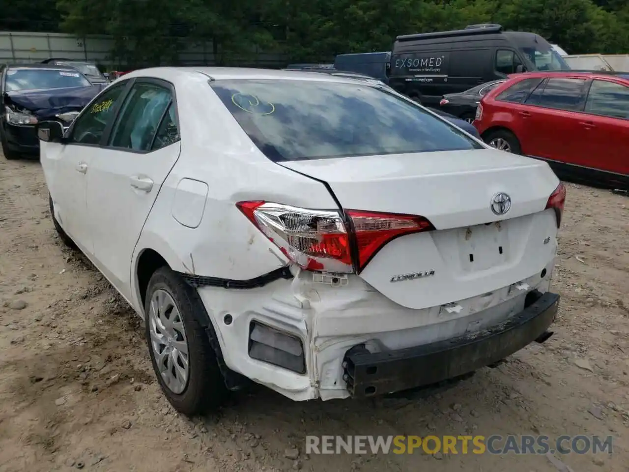 3 Photograph of a damaged car 2T1BURHE3KC146418 TOYOTA COROLLA 2019