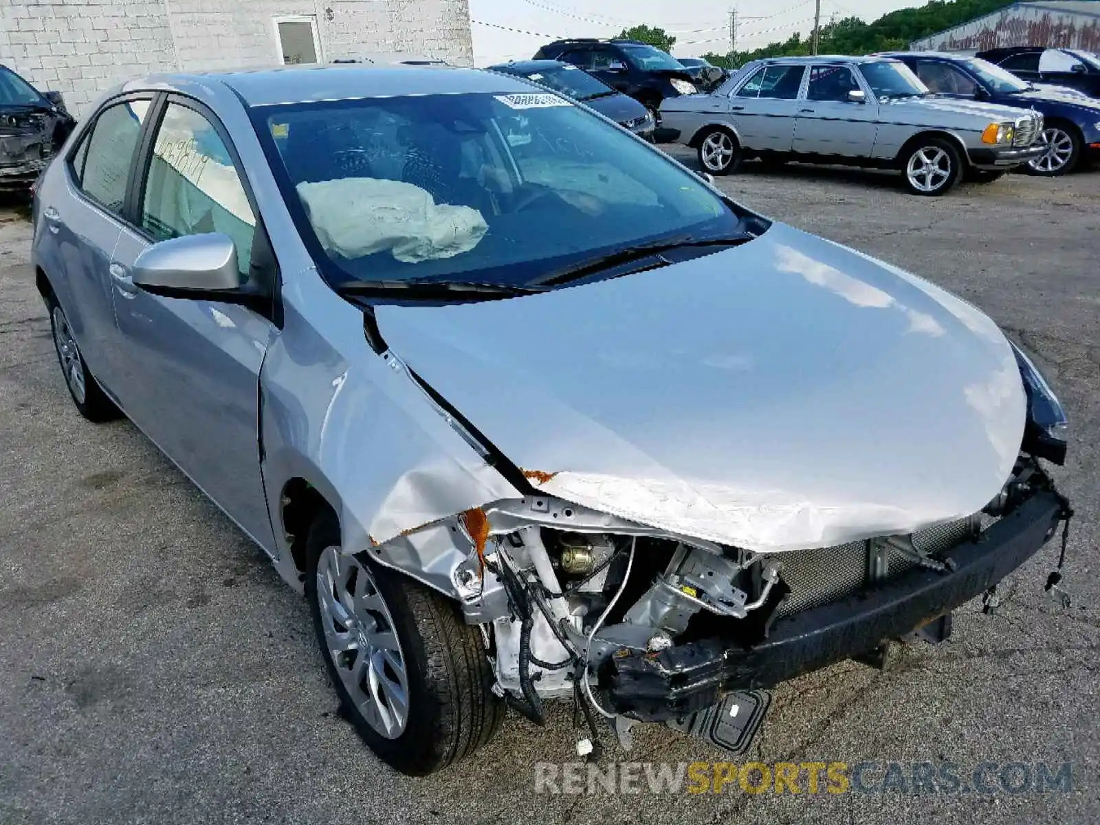 1 Photograph of a damaged car 2T1BURHE3KC148041 TOYOTA COROLLA 2019