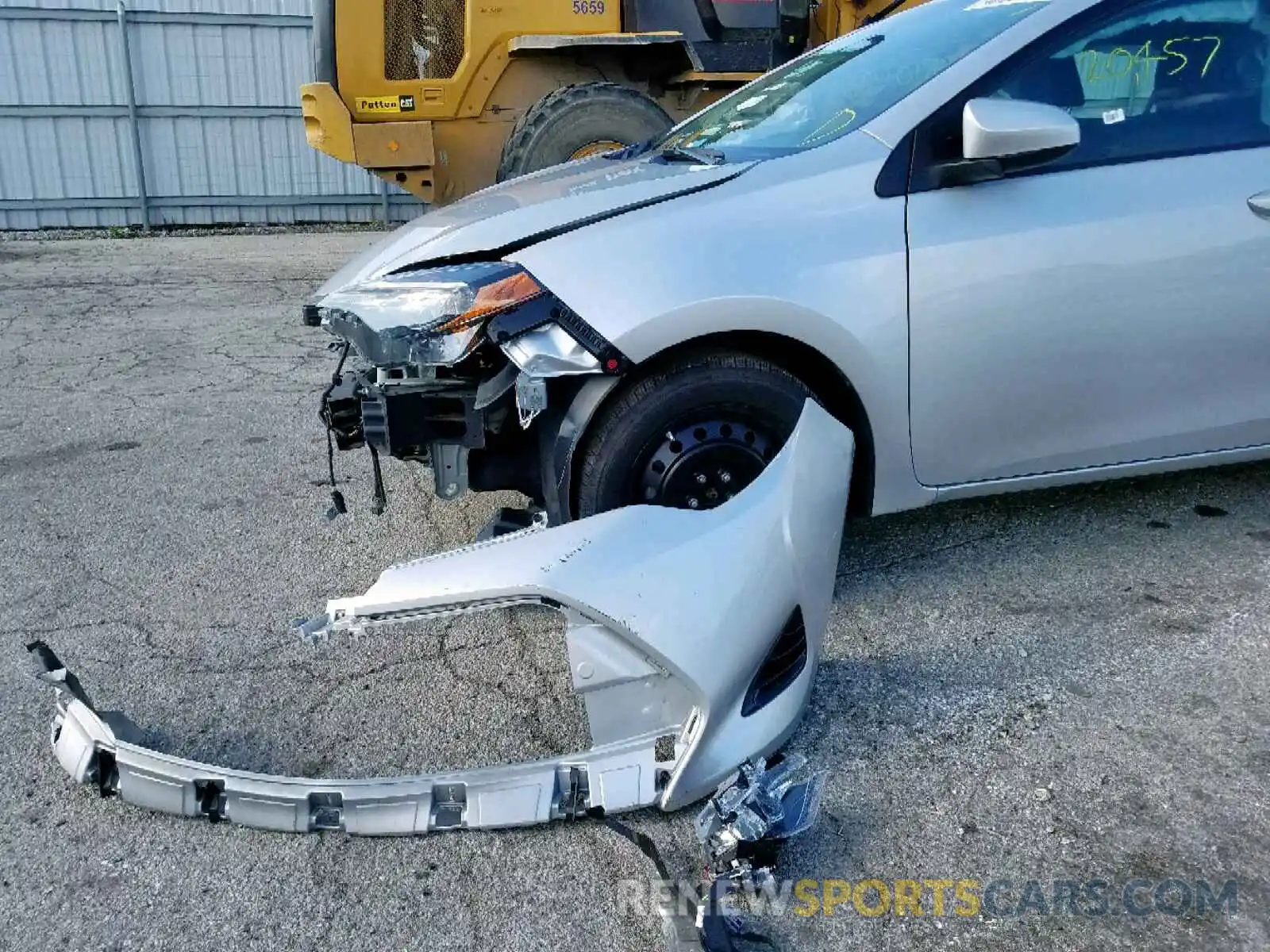 9 Photograph of a damaged car 2T1BURHE3KC148041 TOYOTA COROLLA 2019