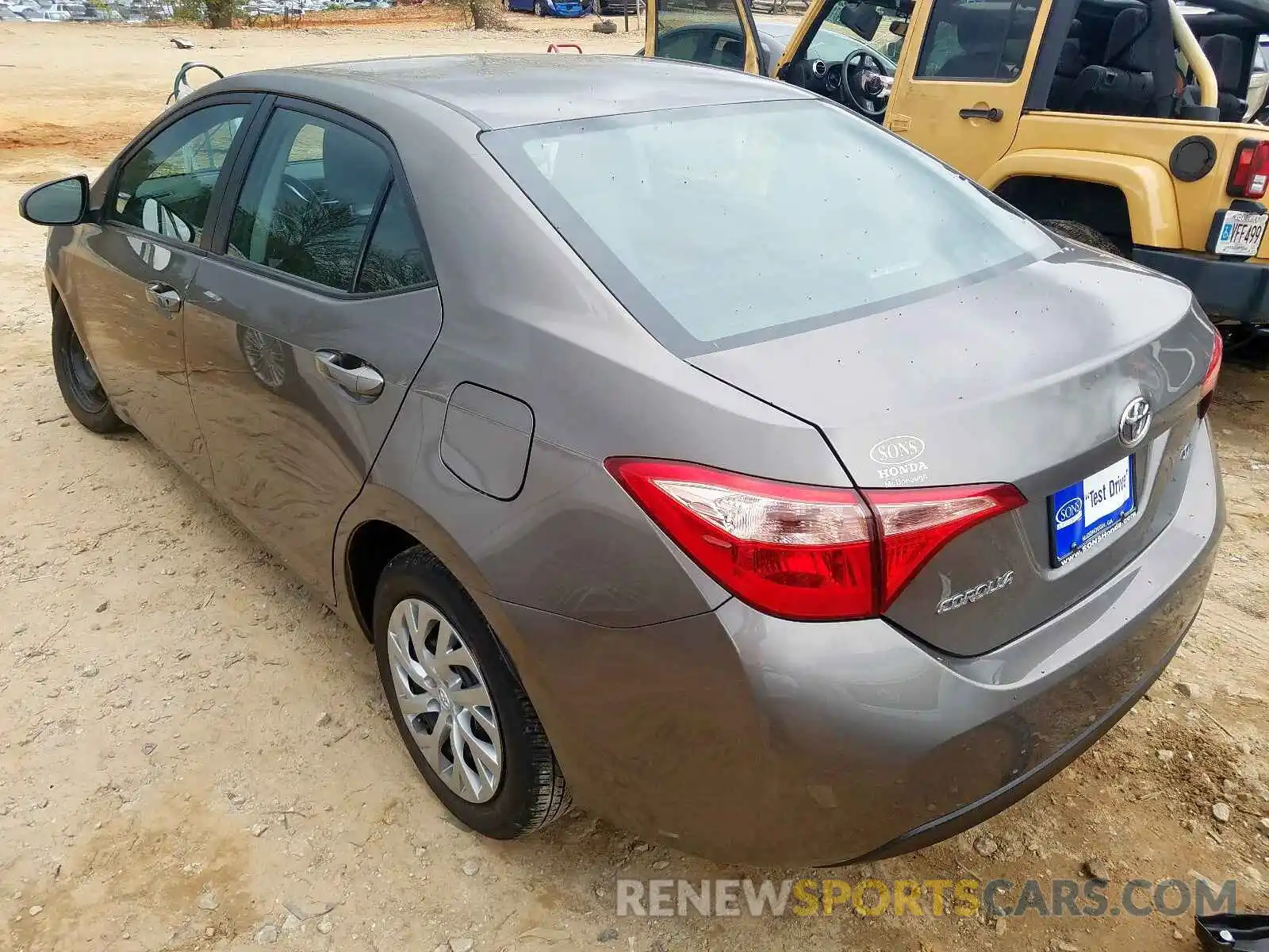 3 Photograph of a damaged car 2T1BURHE3KC148802 TOYOTA COROLLA 2019