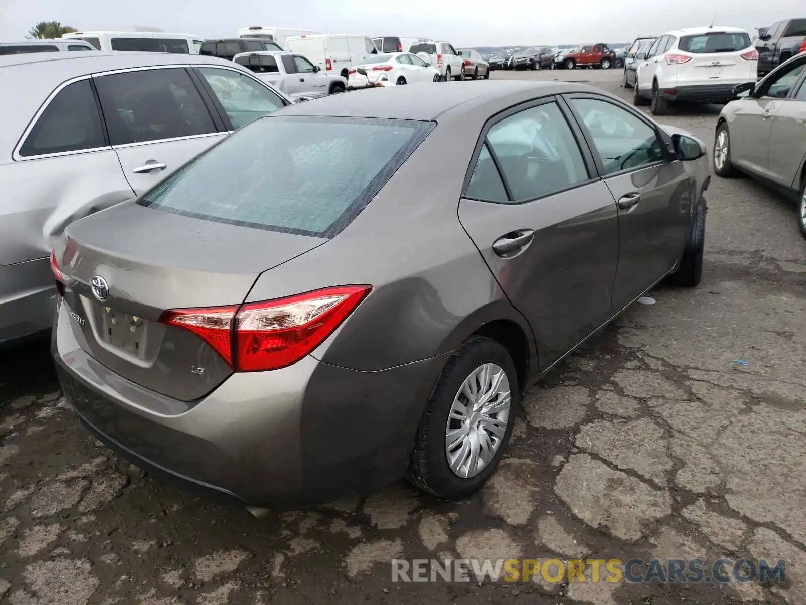 4 Photograph of a damaged car 2T1BURHE3KC149271 TOYOTA COROLLA 2019