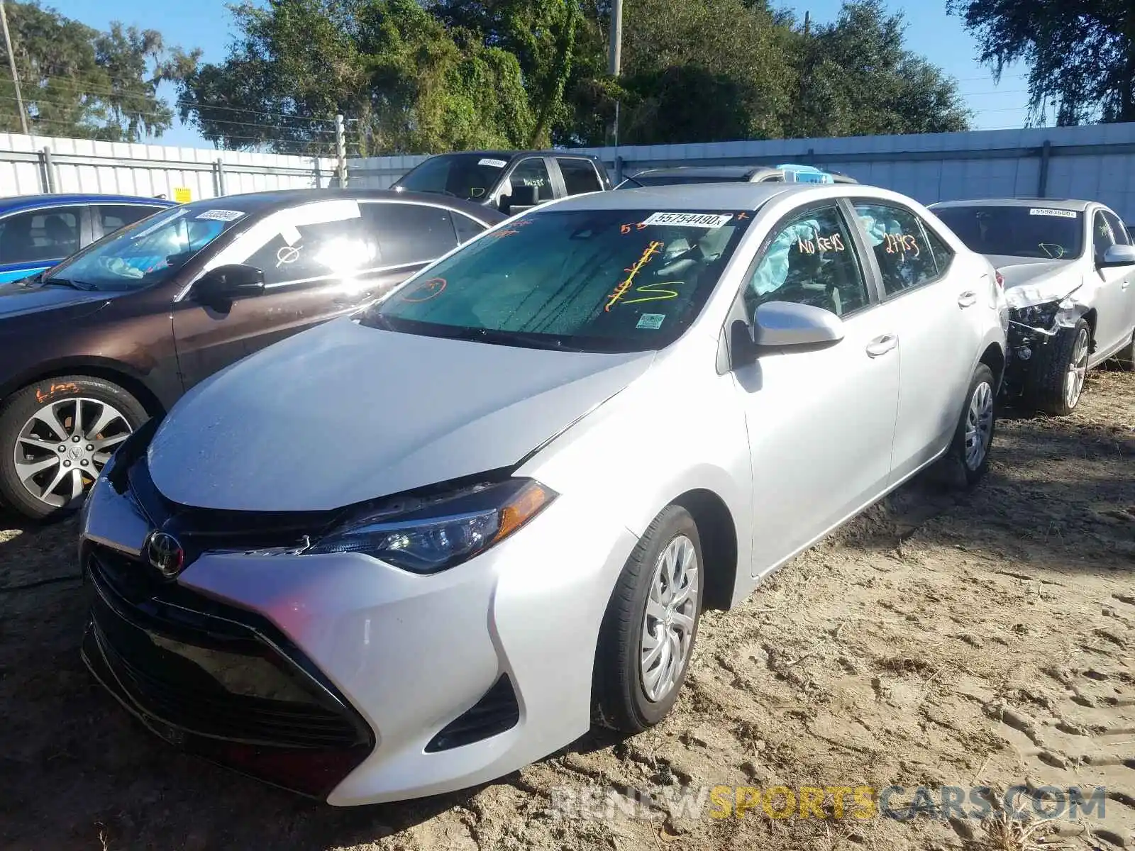 2 Photograph of a damaged car 2T1BURHE3KC151151 TOYOTA COROLLA 2019