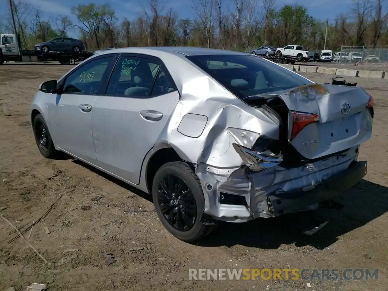 3 Photograph of a damaged car 2T1BURHE3KC151473 TOYOTA COROLLA 2019