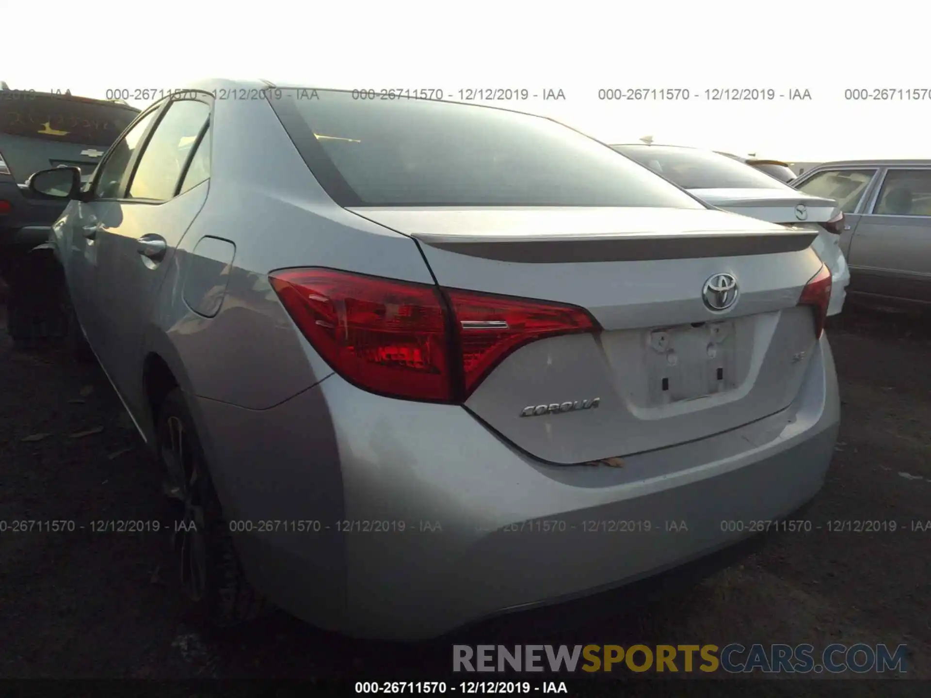 3 Photograph of a damaged car 2T1BURHE3KC151683 TOYOTA COROLLA 2019