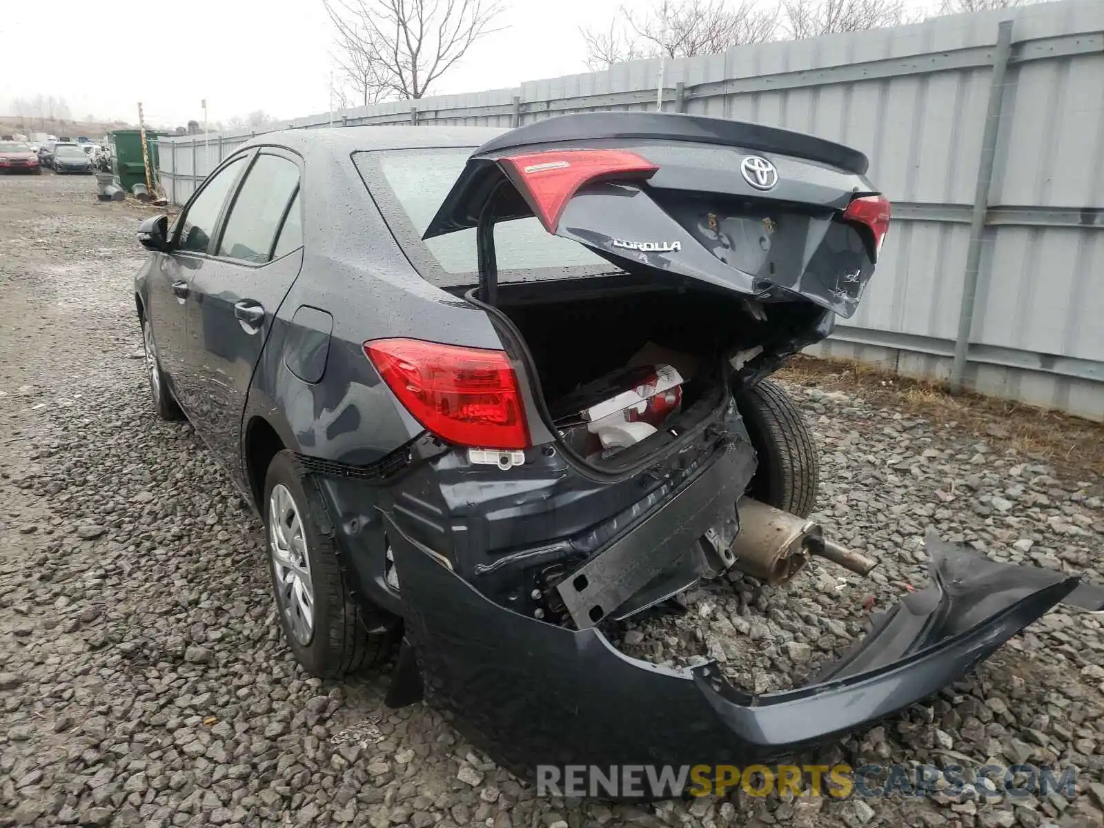 3 Photograph of a damaged car 2T1BURHE3KC151697 TOYOTA COROLLA 2019